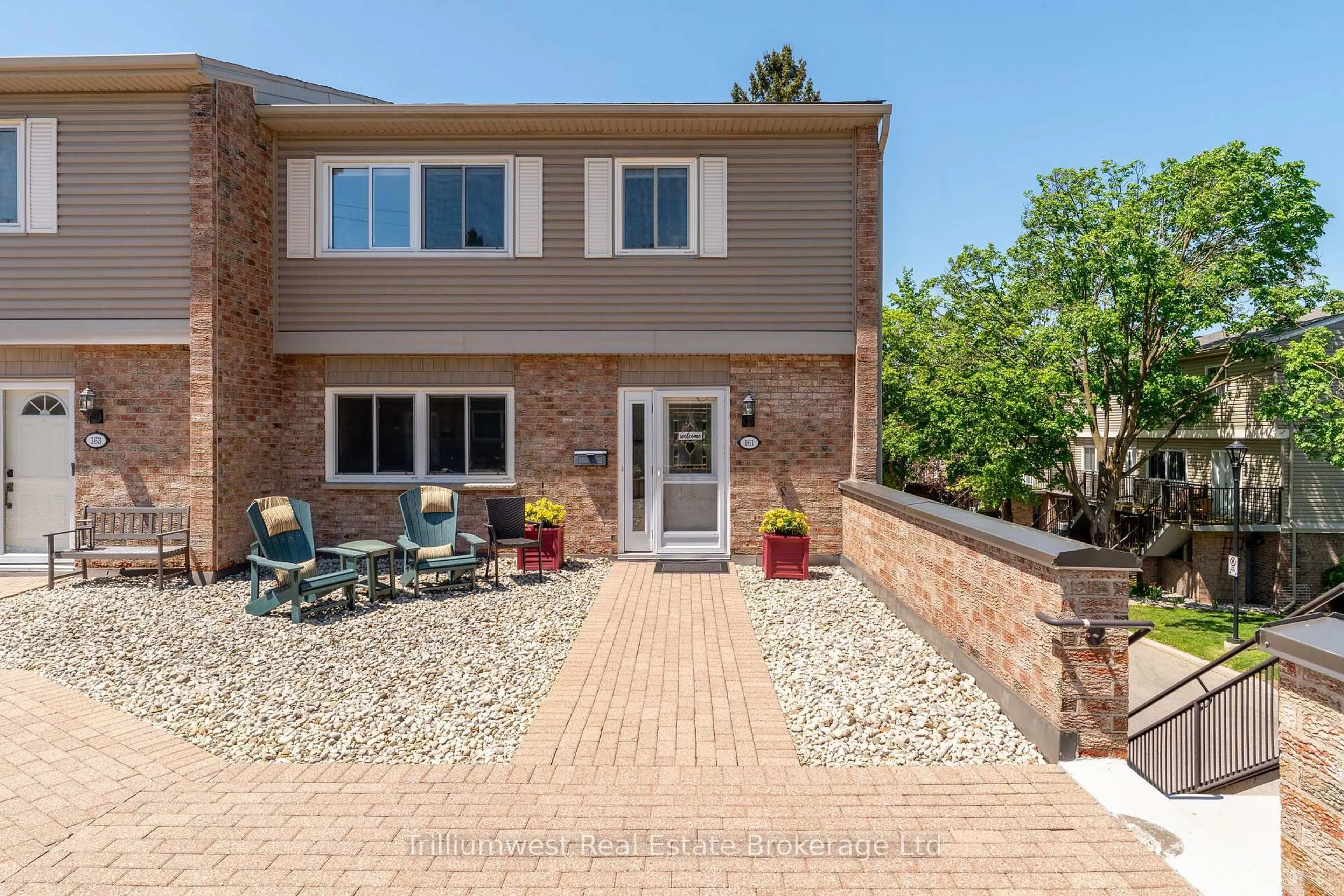 Patio, street for 295 Water St #161, Guelph Ontario N1G 2X5