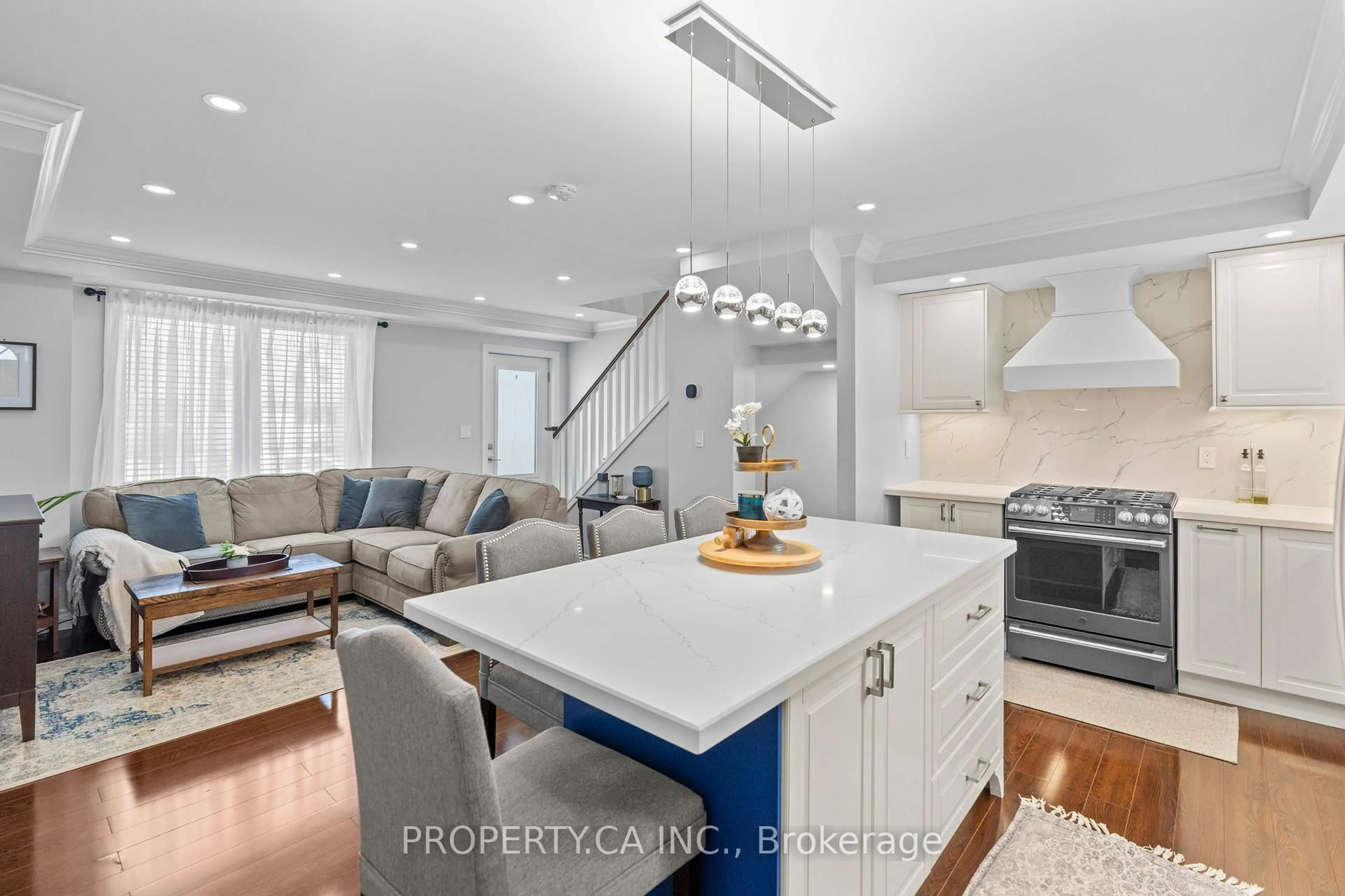 Open concept kitchen, unknown for 72 Martha St, Hamilton Ontario L8H 2B7
