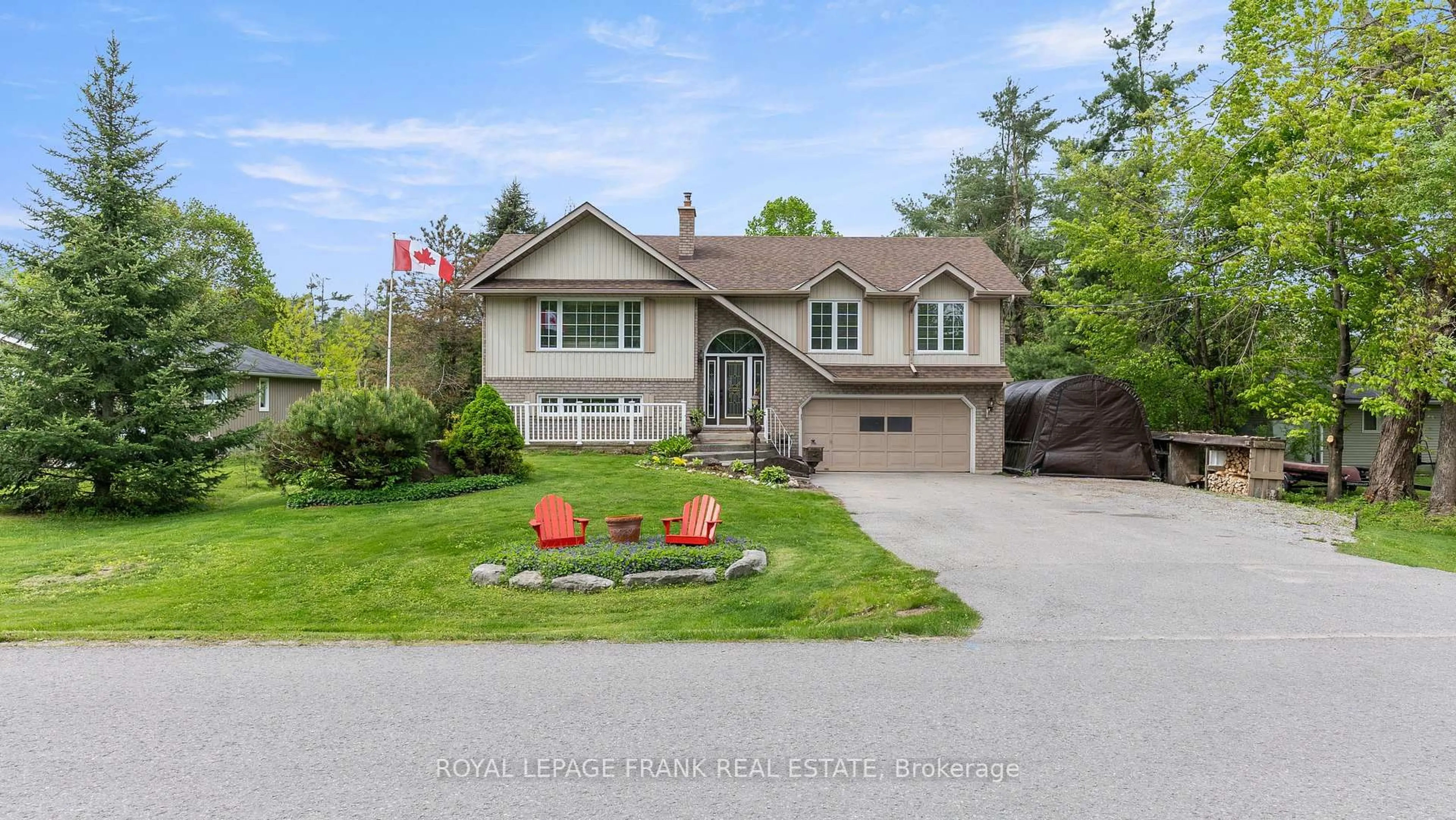 A pic from outside/outdoor area/front of a property/back of a property/a pic from drone, street for 97 Pirates Glen Dr, Trent Lakes Ontario K0M 1A0