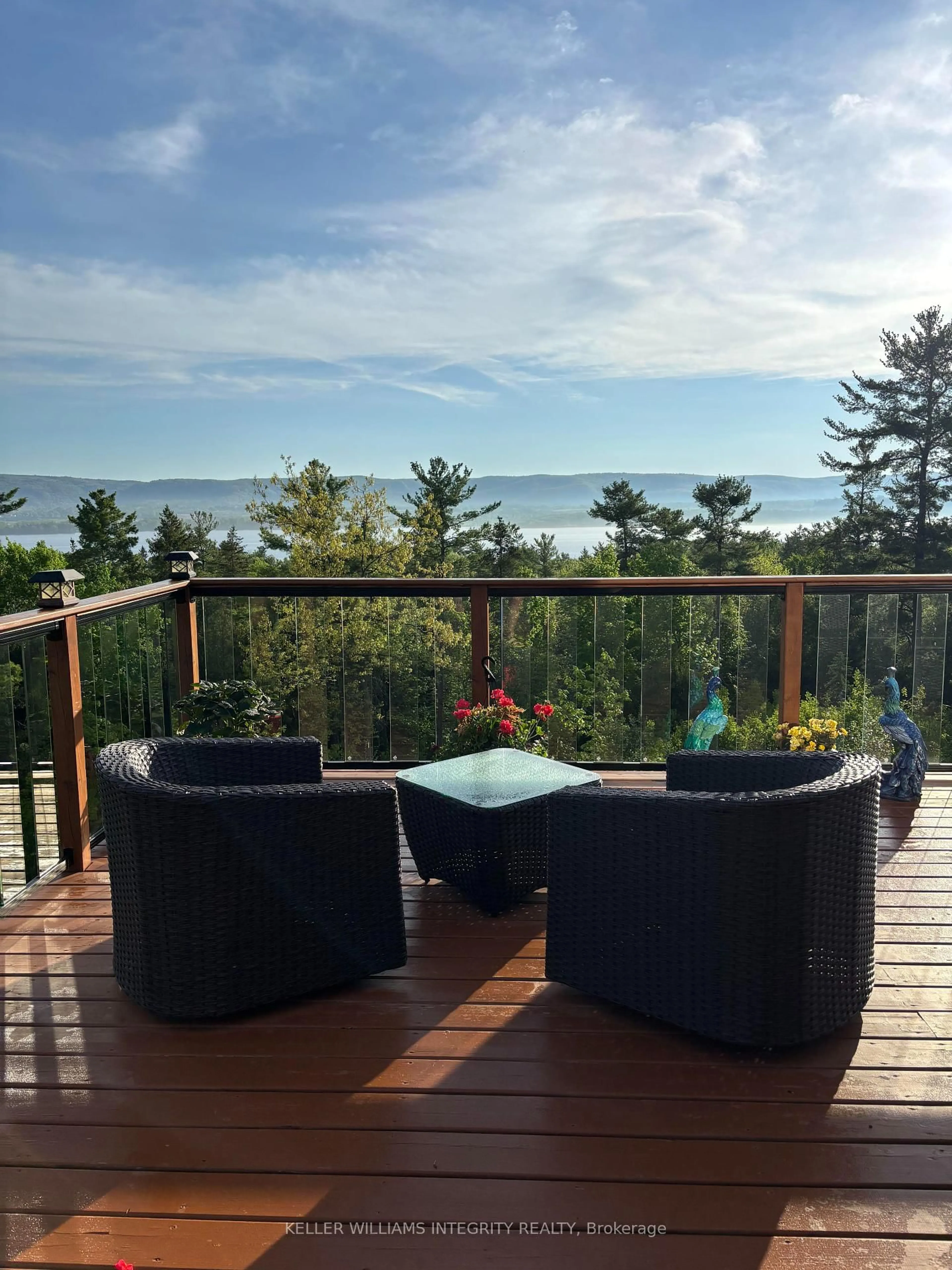 Patio, water/lake/river/ocean view for 3052 Stoneridge Rd, Ottawa Ontario K0A 1T0