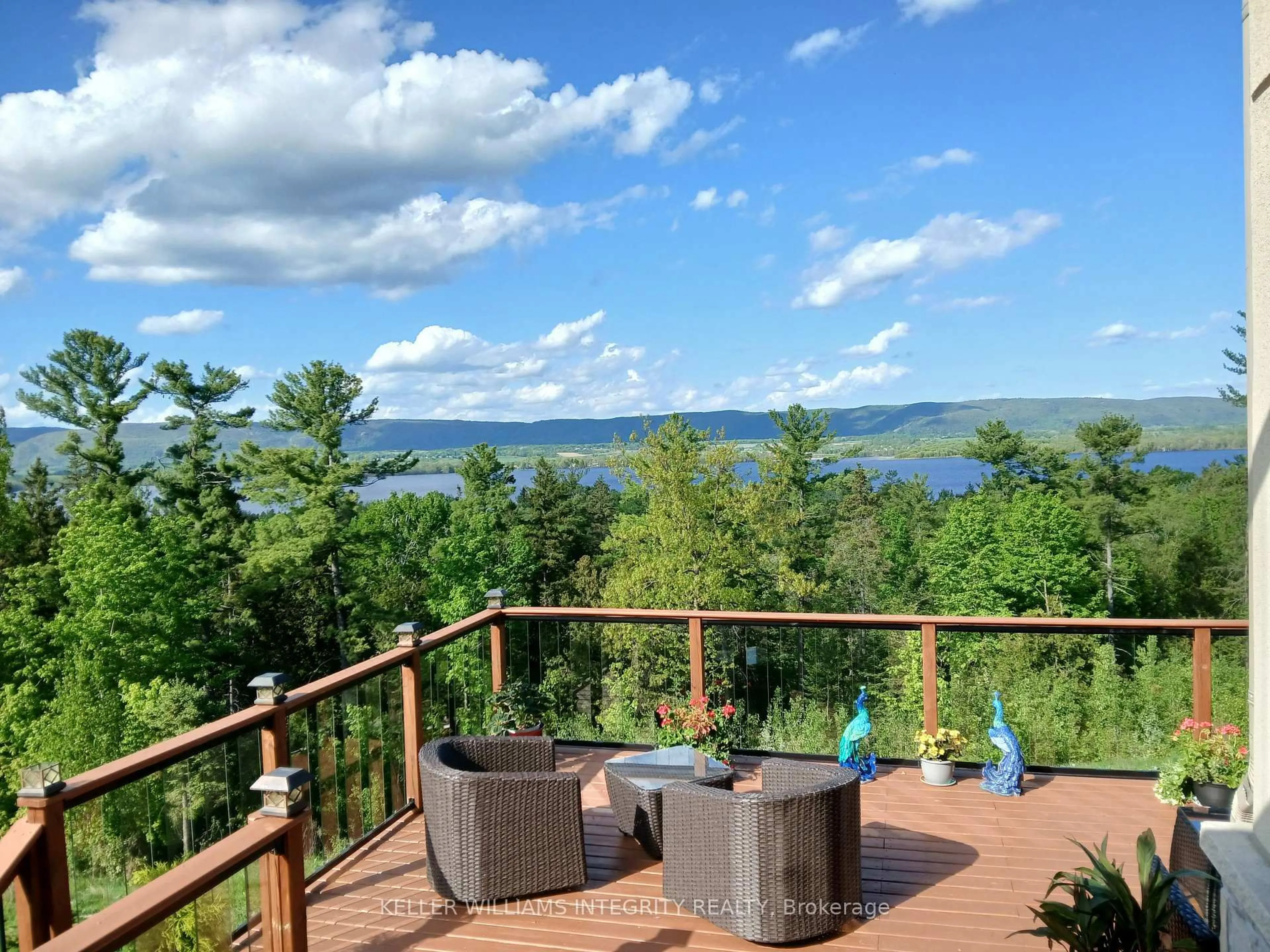 Patio, water/lake/river/ocean view for 3052 Stoneridge Rd, Ottawa Ontario K0A 1T0