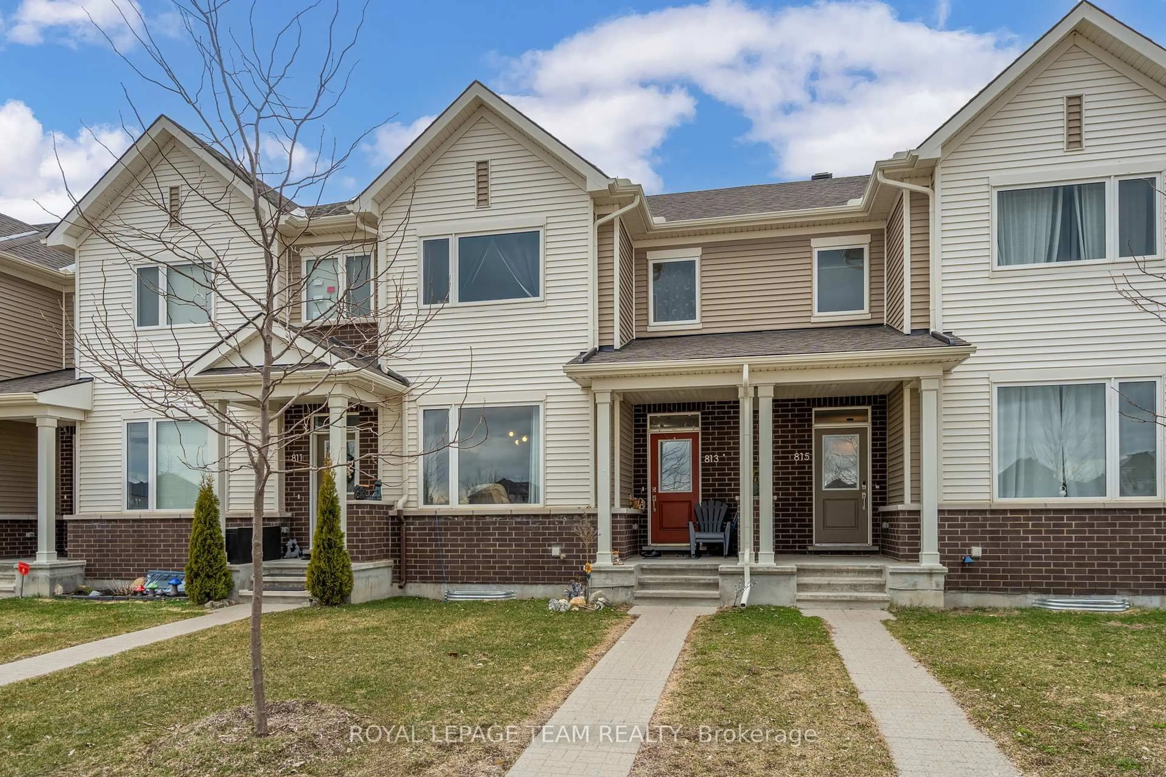 Home with brick exterior material, street for 813 Beatrice Peak Crt, Ottawa Ontario K2J 6T6