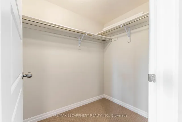 Additional property image - 290 Barton St Unit 17
