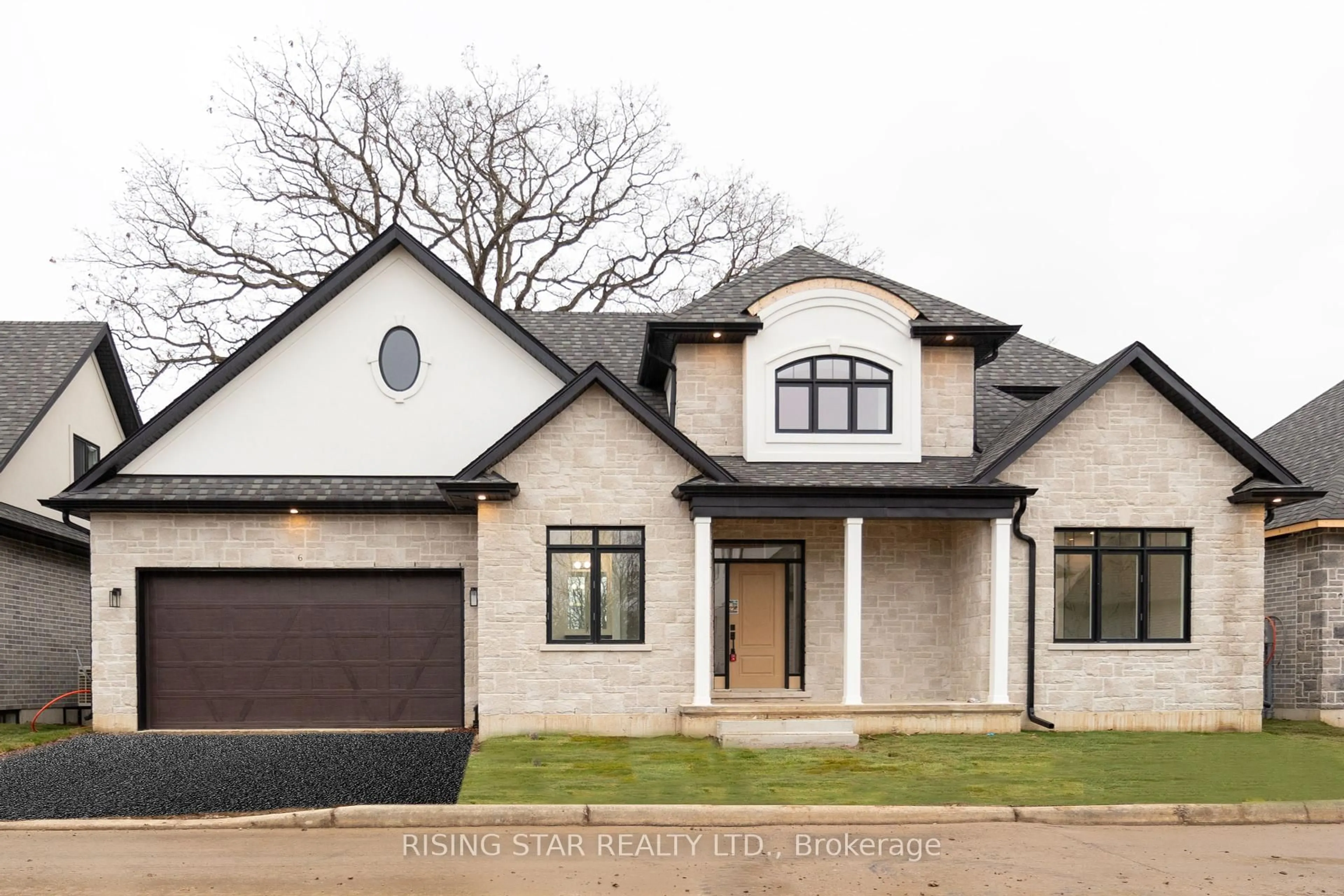 Home with brick exterior material, street for 242 Mount Pleasant St #6, Brantford Ontario N3T 1V1