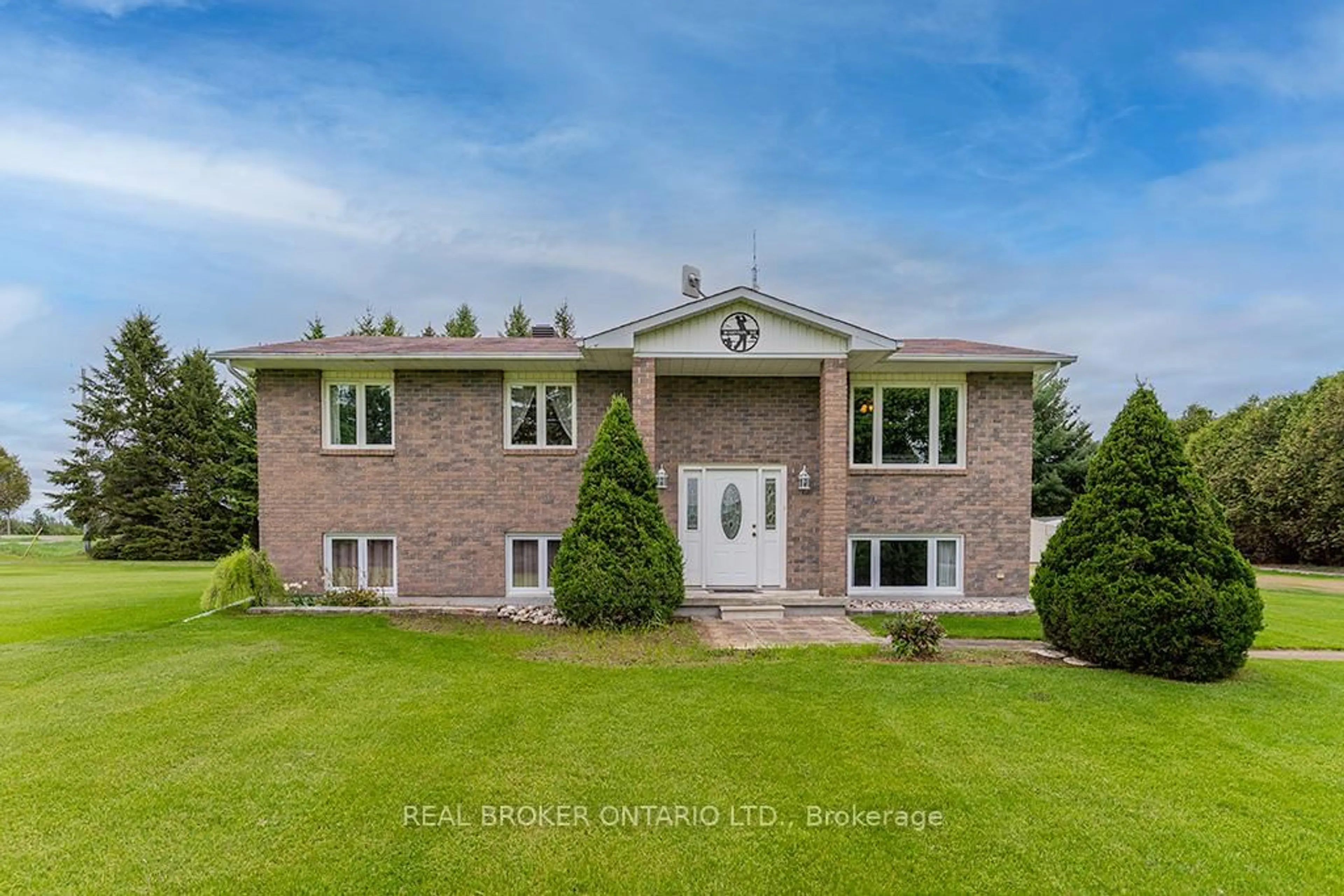 Home with brick exterior material, unknown for 102 Arcand Rd, North Grenville Ontario K0G 1J0