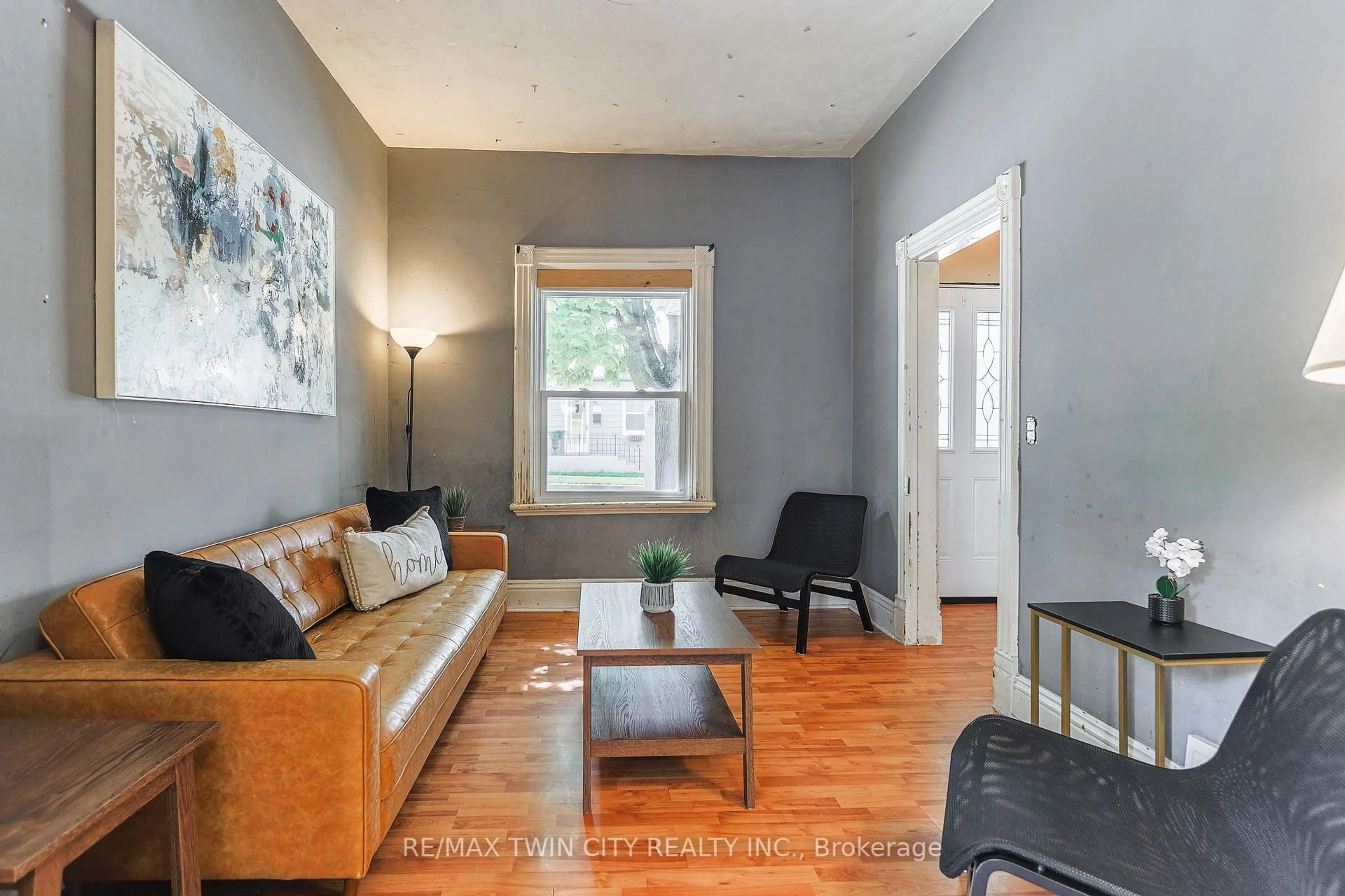 Living room with furniture, unknown for 8 Main St, Brant Ontario N3R 3X2