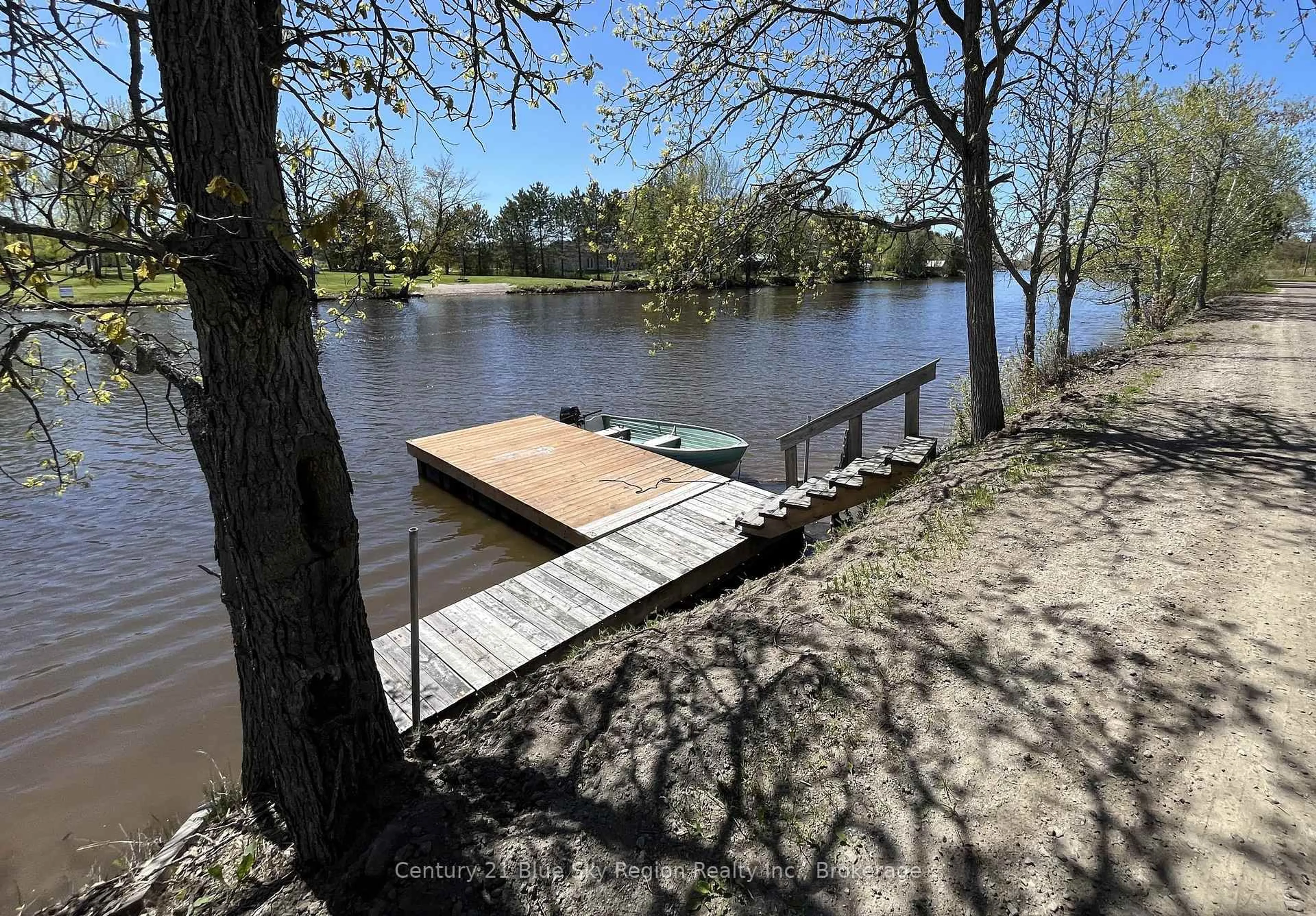 A pic from outside/outdoor area/front of a property/back of a property/a pic from drone, water/lake/river/ocean view for 37 Veuve River Rd, West Nipissing Ontario P0H 2M0