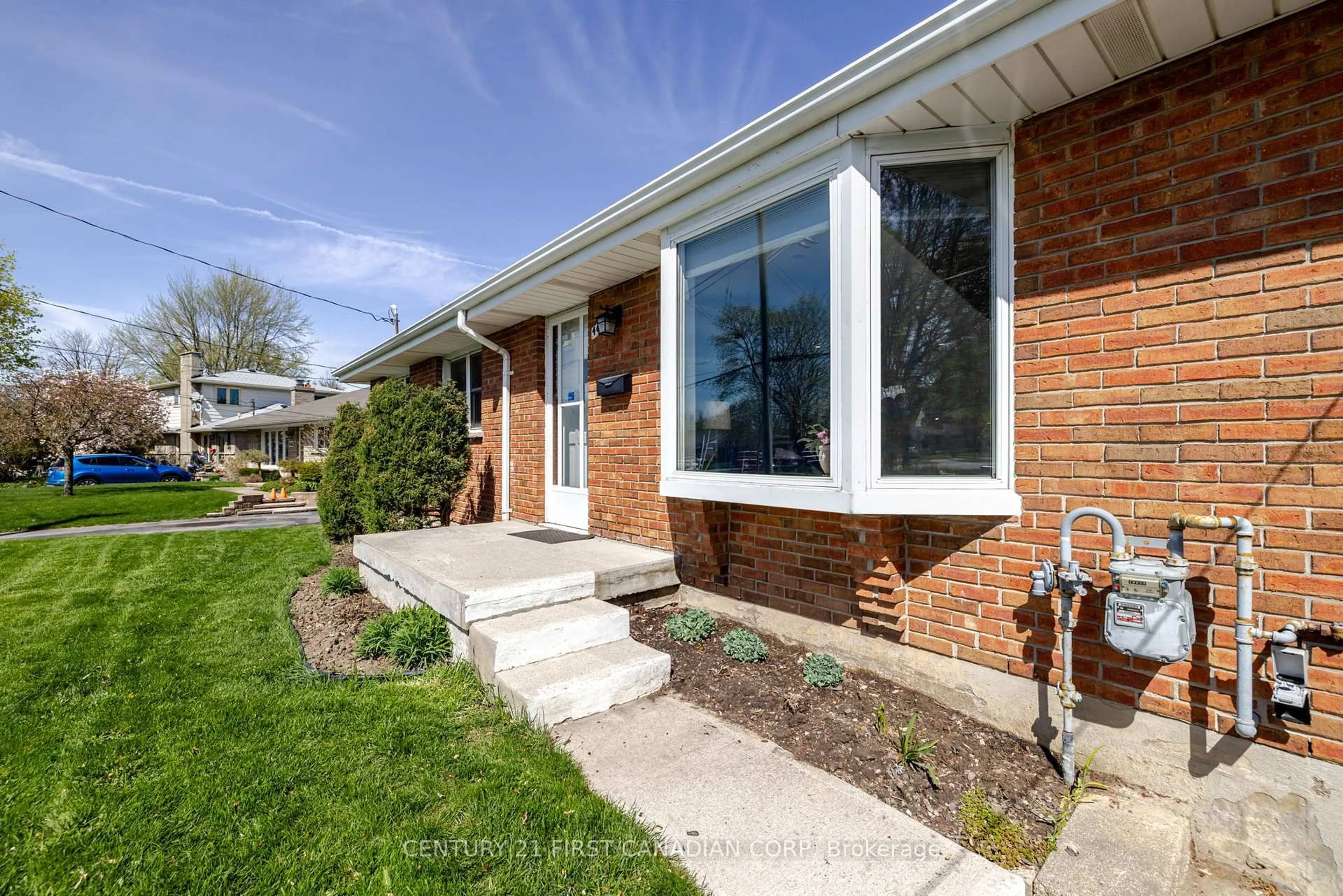 Home with brick exterior material, street for 460 Beachwood Ave, London South Ontario N6J 3K1
