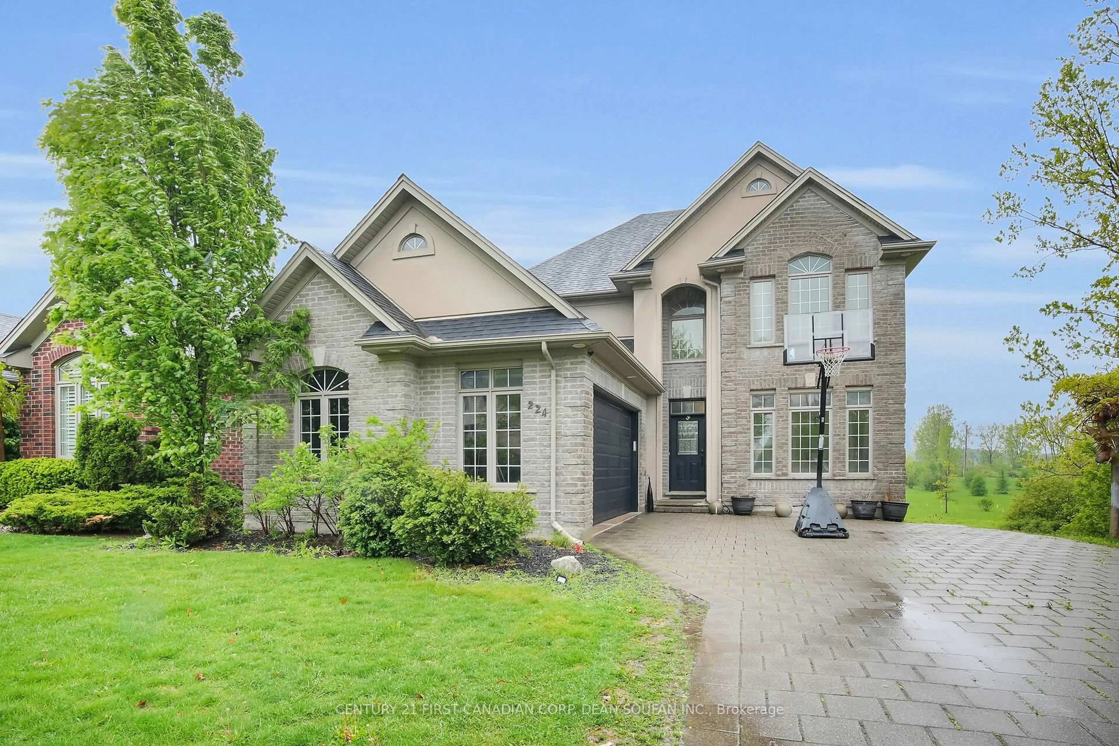 Home with brick exterior material, street for 224 Skyline Ave, London North Ontario N5X 0A3