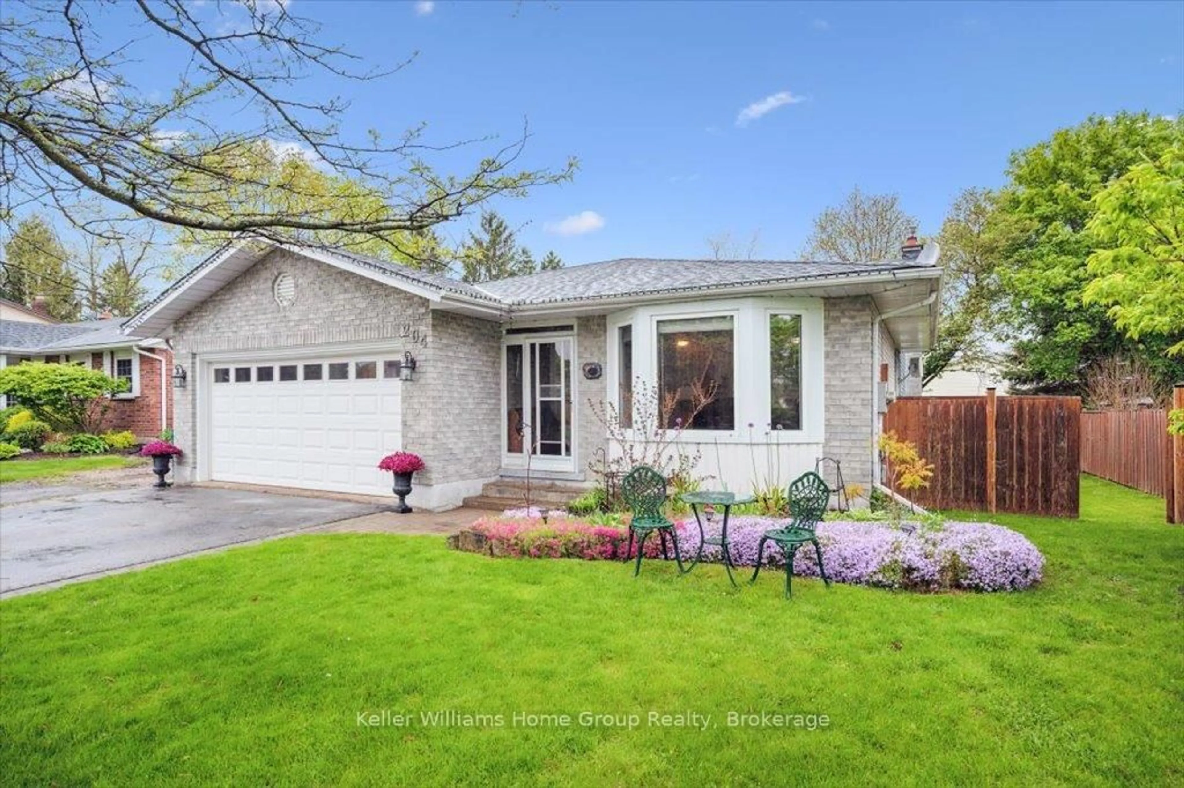 Home with brick exterior material, street for 204 Christie St, Guelph/Eramosa Ontario N0B 2K0
