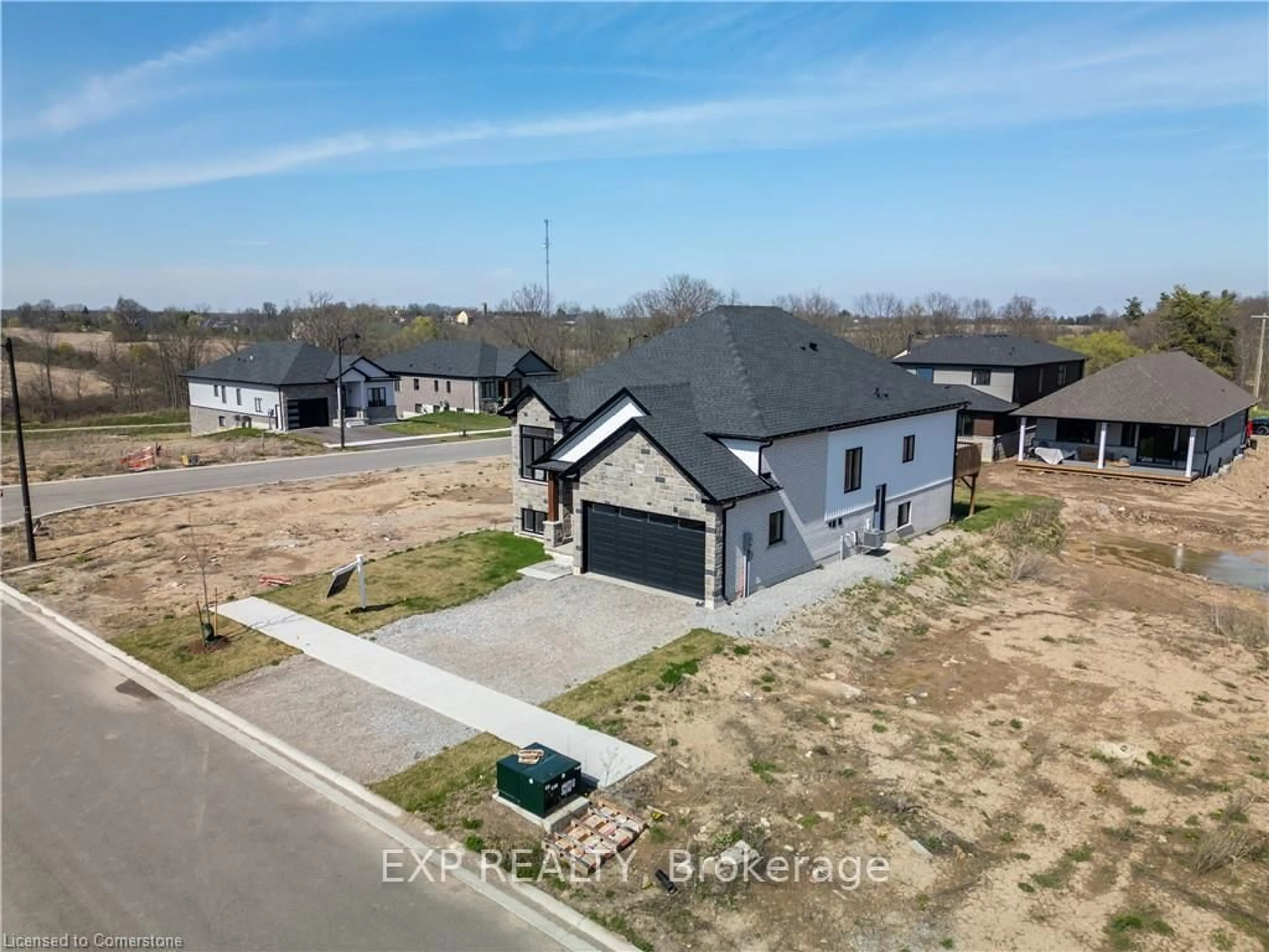 A pic from outside/outdoor area/front of a property/back of a property/a pic from drone, street for 174 PIKE CREEK Dr, Haldimand Ontario N0A 1E0