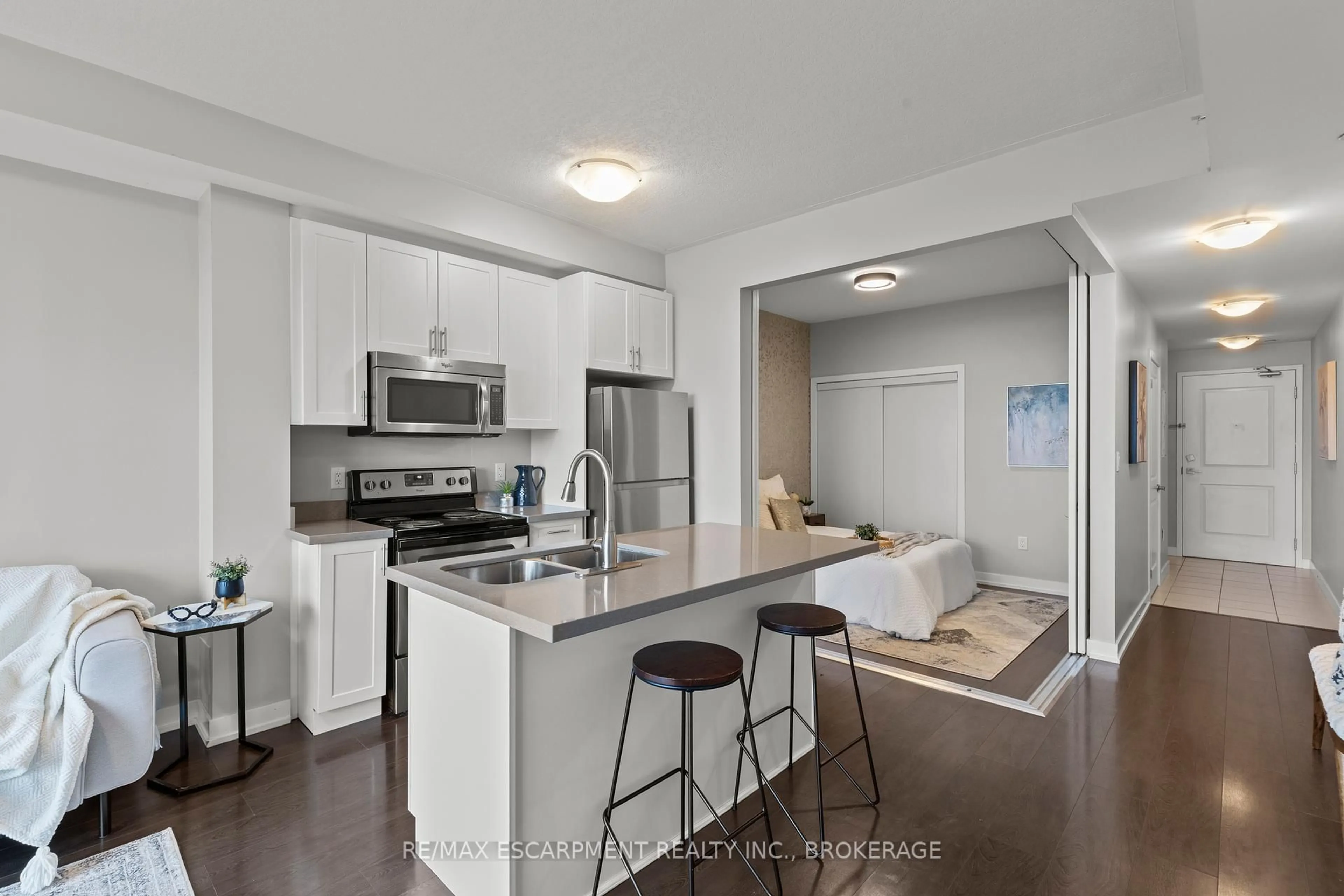 Open concept kitchen, unknown for 35 Southshore Cres #230, Hamilton Ontario L8E 0J2