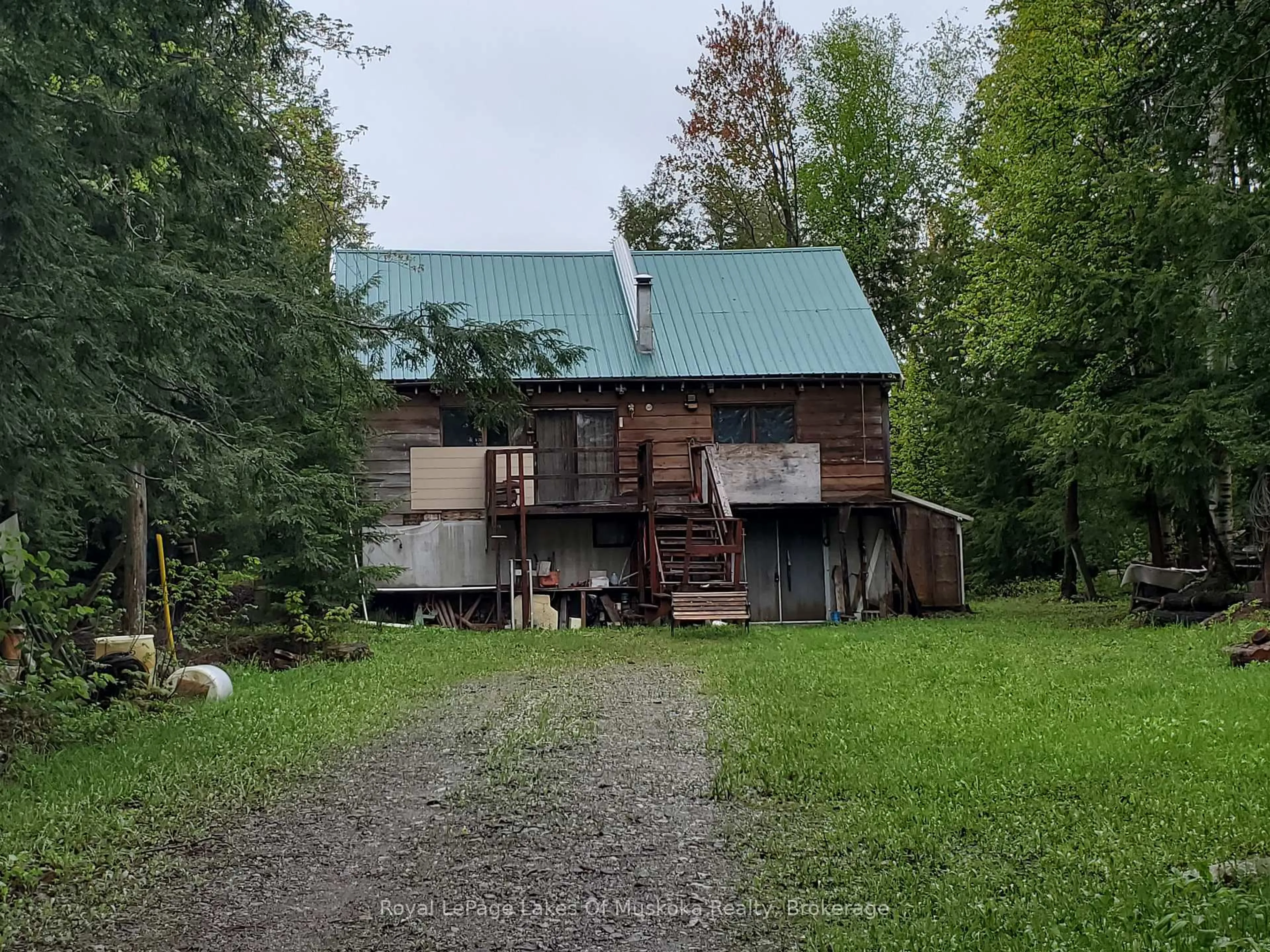 Shed for 1357 Dickie Lake Rd, Lake of Bays Ontario P0B 1A0