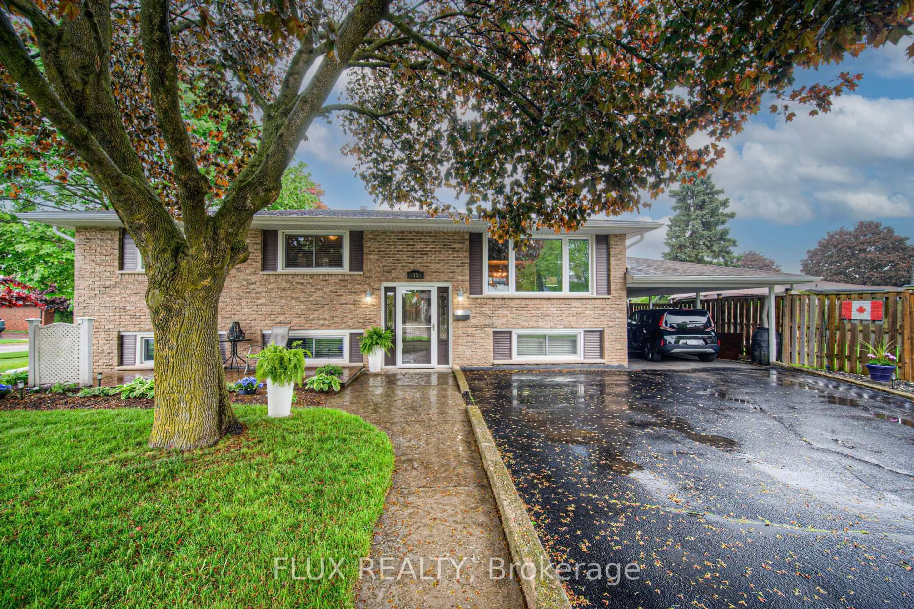 Home with brick exterior material, street for 15 Westbury Cres, Cambridge Ontario N3C 3J5