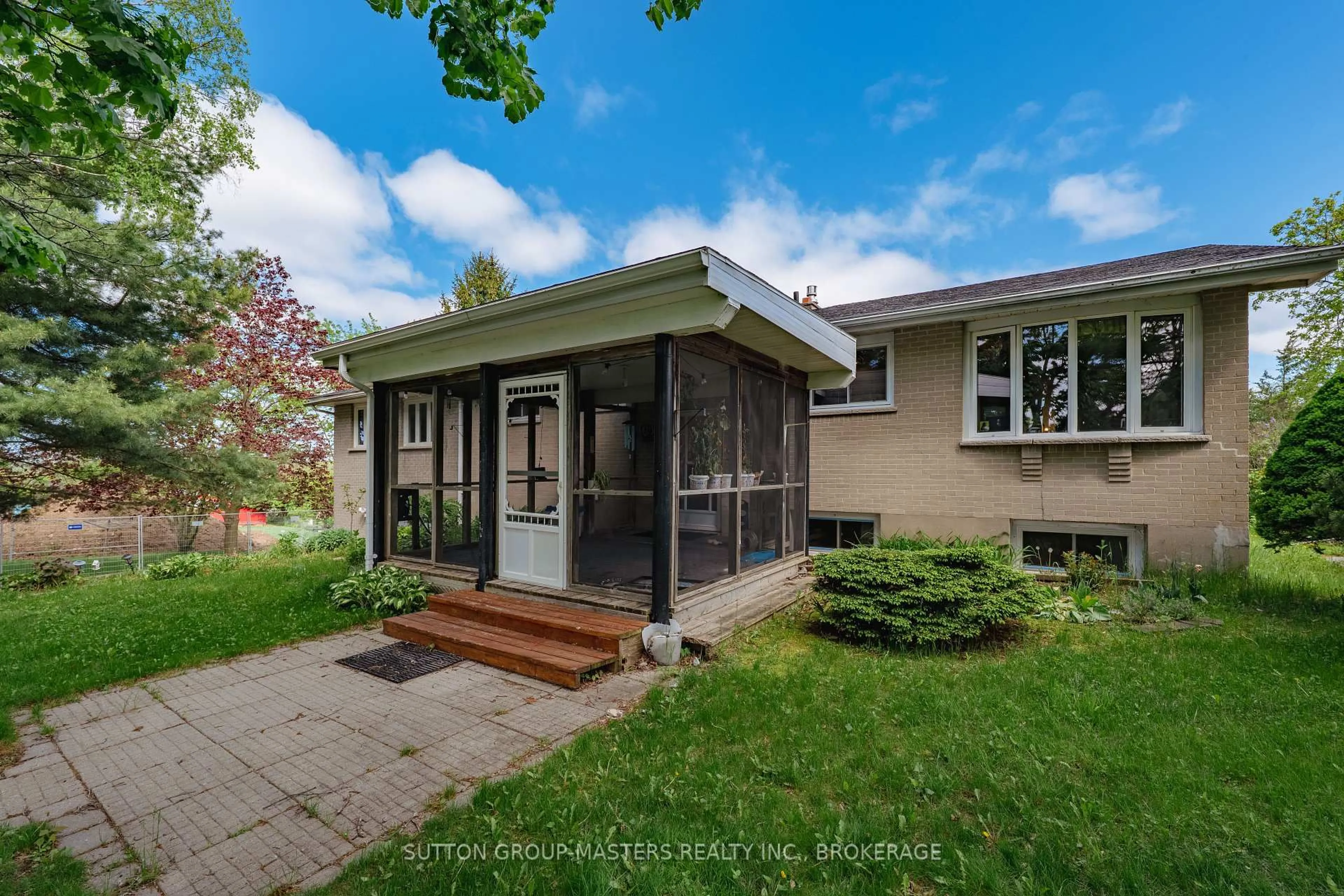 Unknown for 2851 Rutledge Rd, Sydenham Ontario K0H 2T0