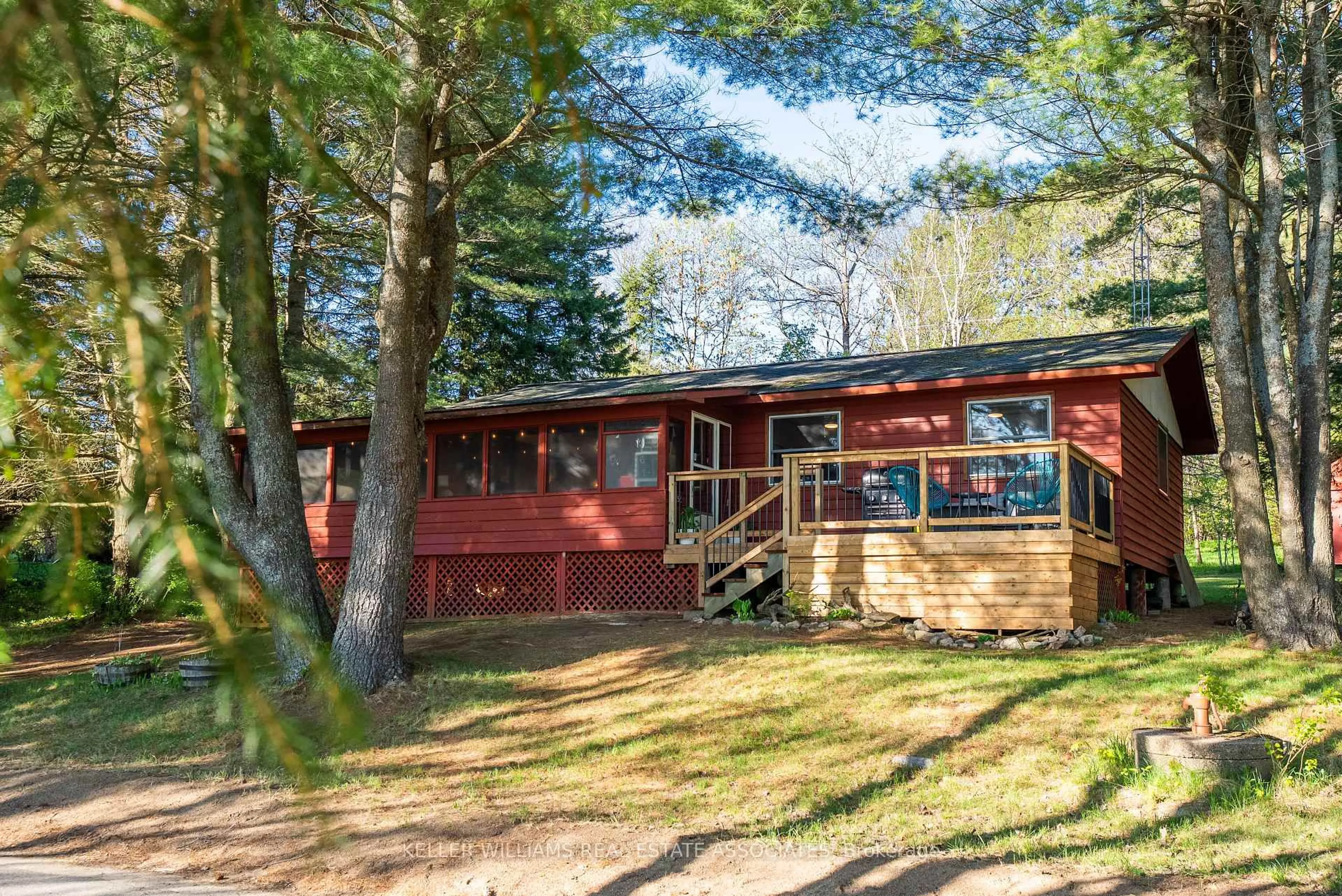 Unknown for 1052 Hammond Rd, Lake of Bays Ontario P0B 1A0