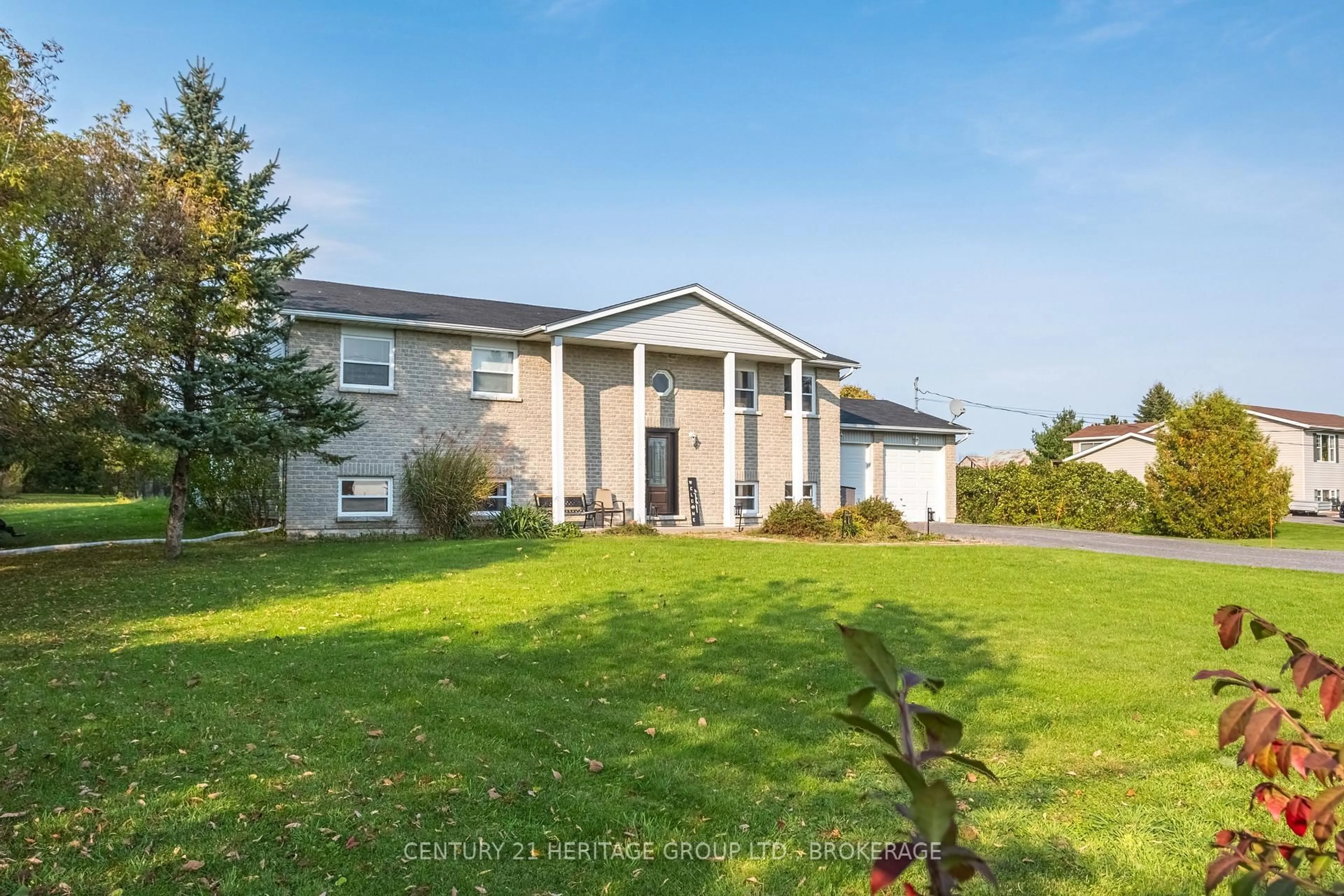 A pic from outside/outdoor area/front of a property/back of a property/a pic from drone, unknown for 4342 Colebrook Rd, Harrowsmith Ontario K0H 1V0