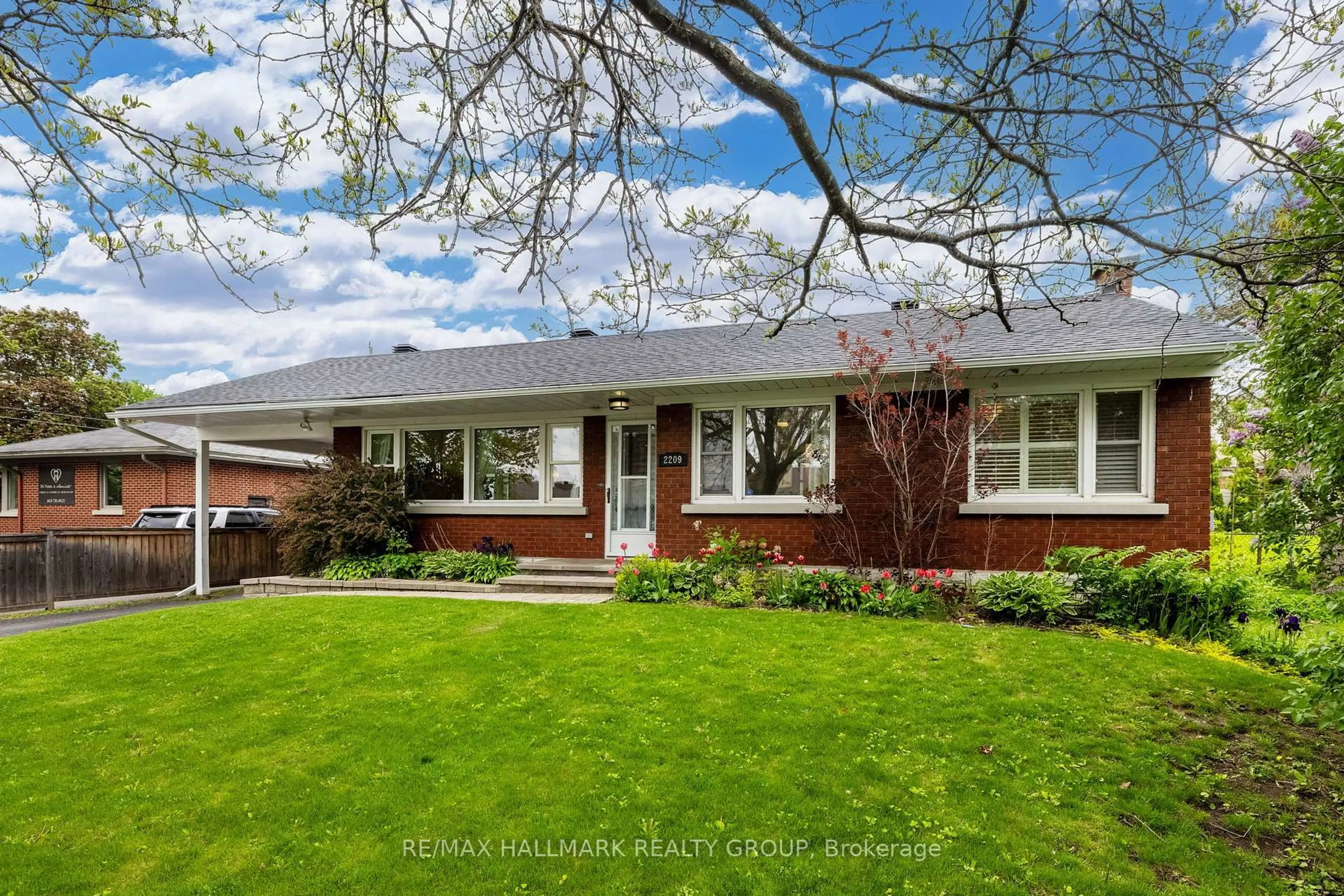 Home with brick exterior material, street for 2209 Utah St, Ottawa Ontario K1H 7W5