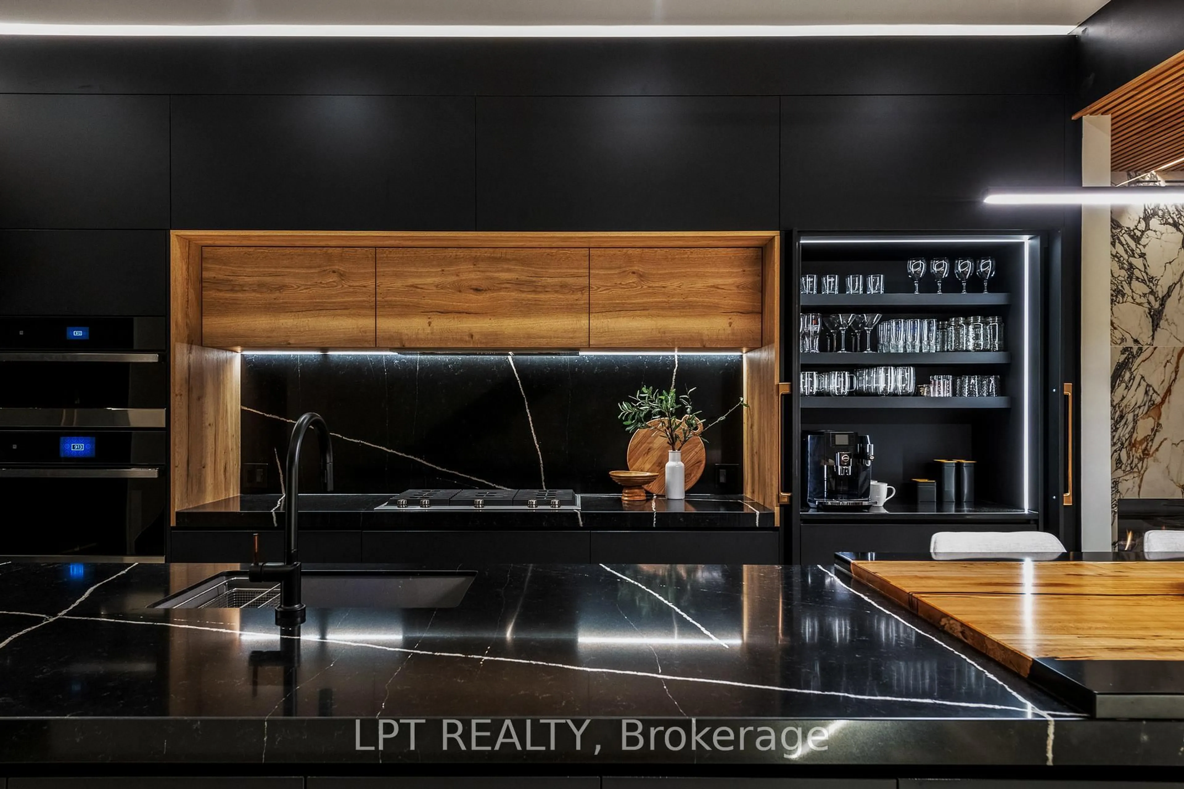 Unknown for 322 PERRIER Ave, Ottawa Ontario K1L 5C7