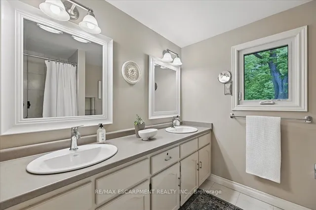 Additional property image - 31 Forestview Dr