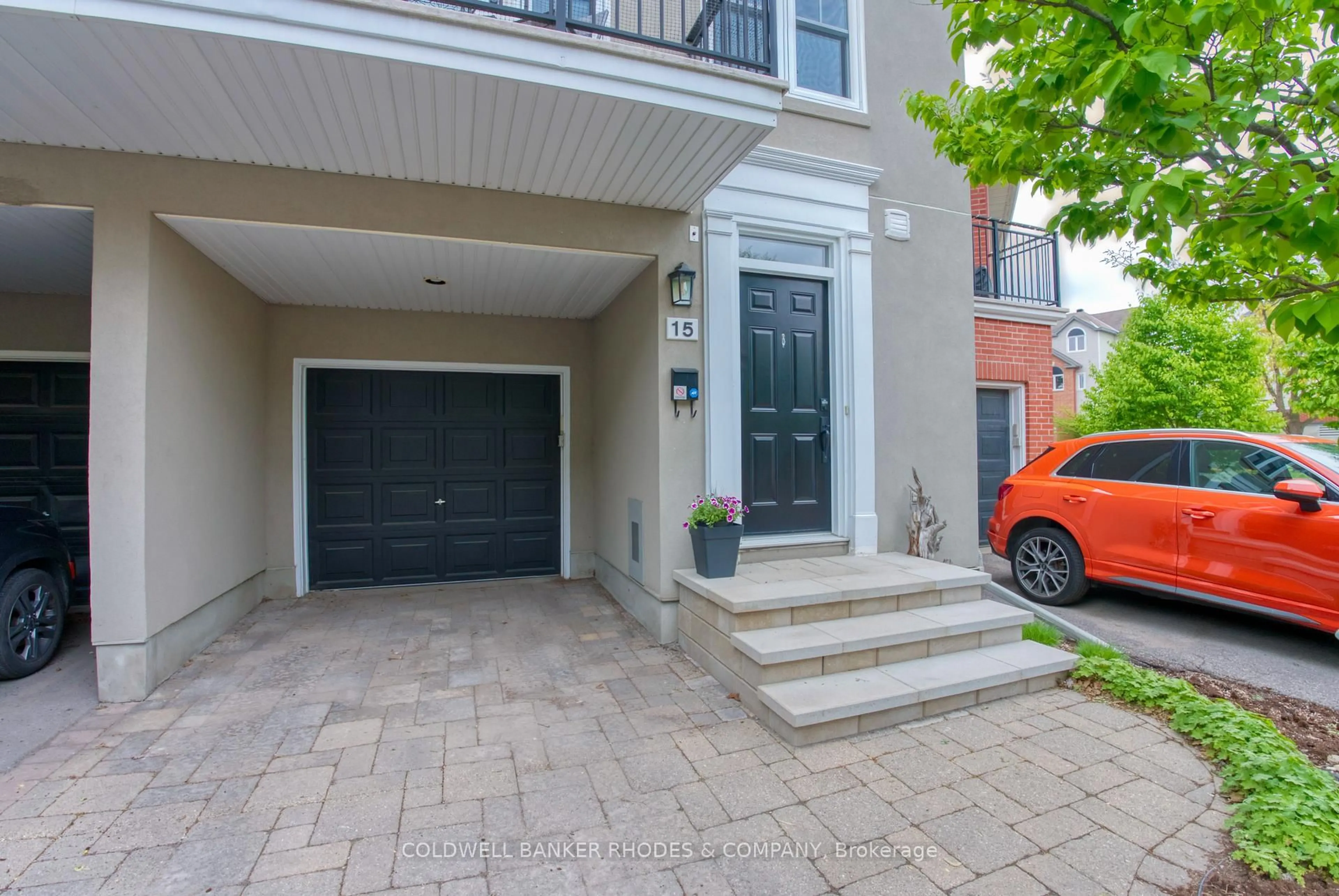 Unknown for 15 Georgeton Private, Ottawa Ontario K1K 4S8