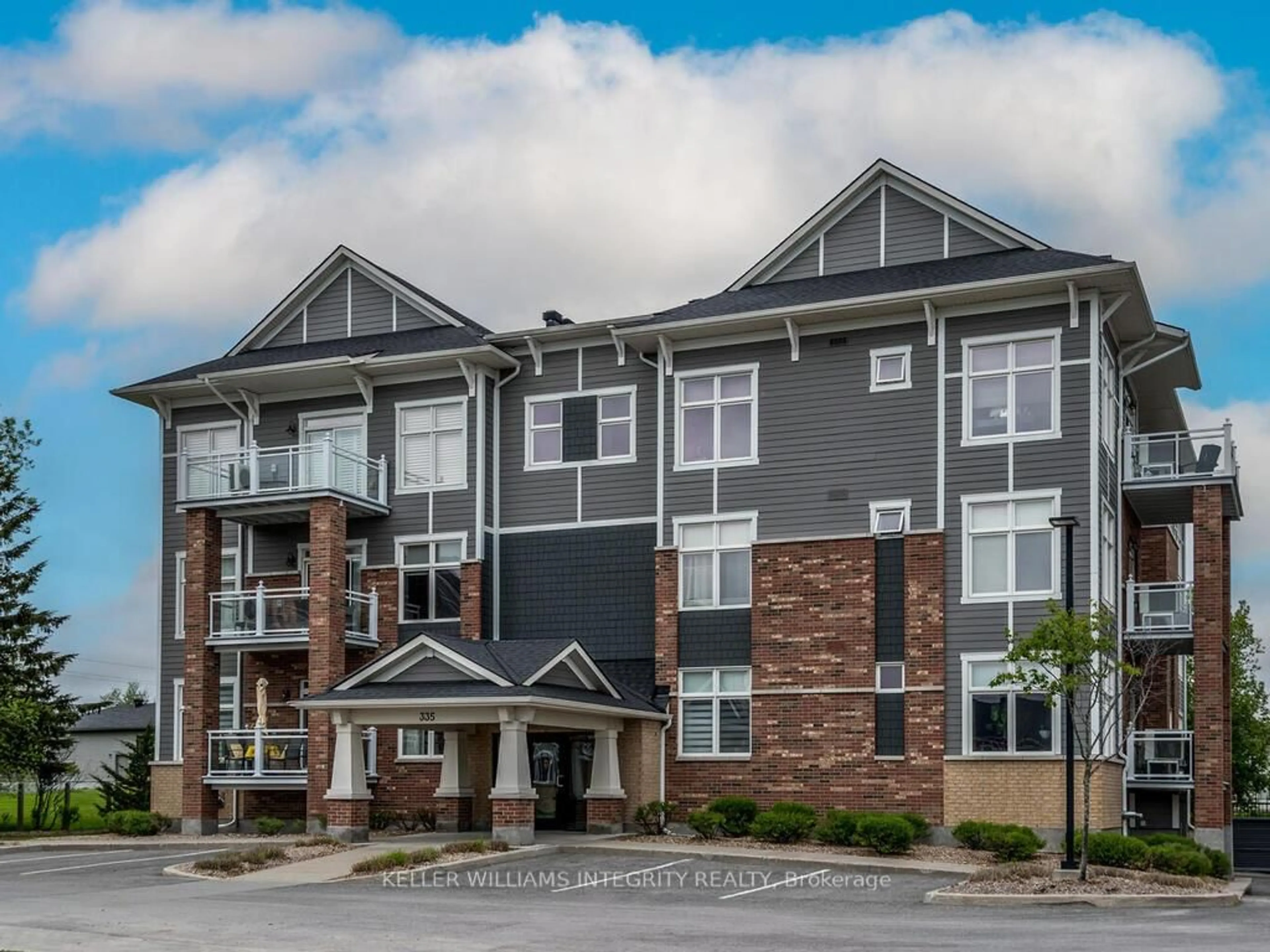 Unknown for 335 Elizabeth Cosgrove Private #302, Ottawa Ontario K1W 0K6