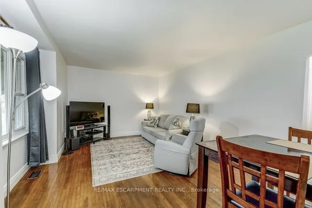 Additional property image - 749 Upper Gage Ave