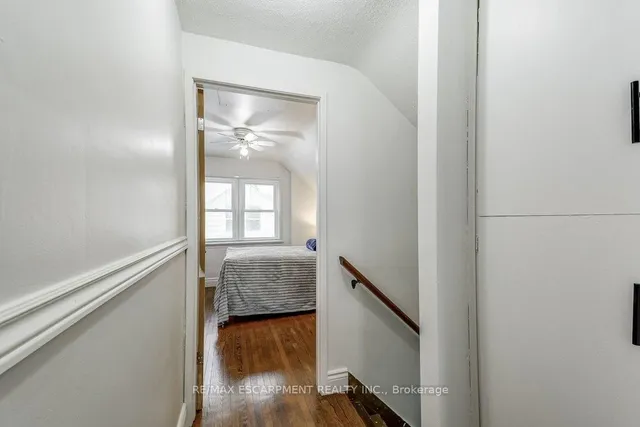Additional property image - 749 Upper Gage Ave