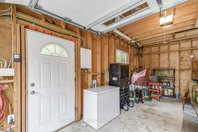 Additional property image - 749 Upper Gage Ave