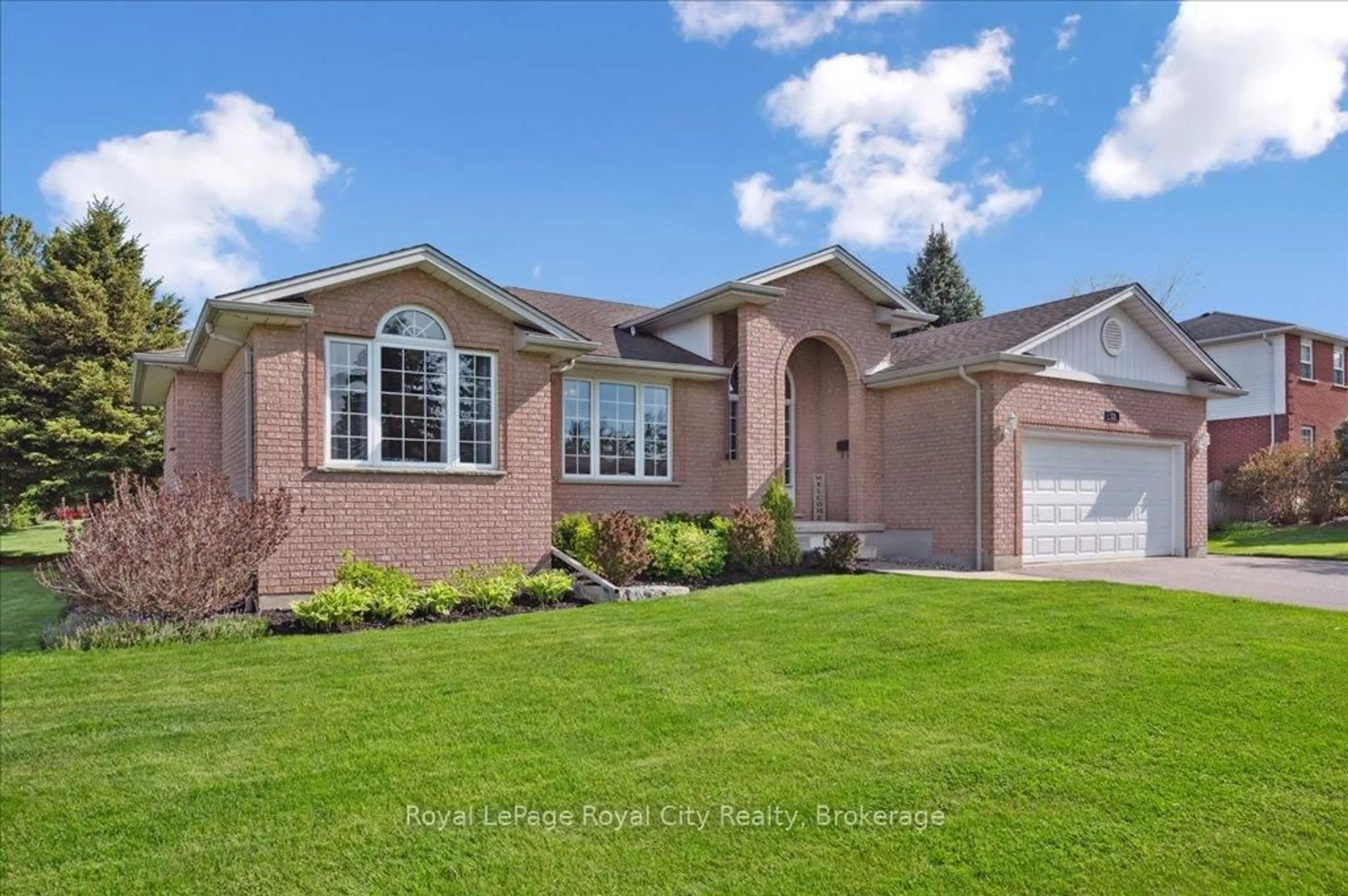 Home with brick exterior material, street for 17 St Boniface Dr, Woolwich Ontario N0B 2B0
