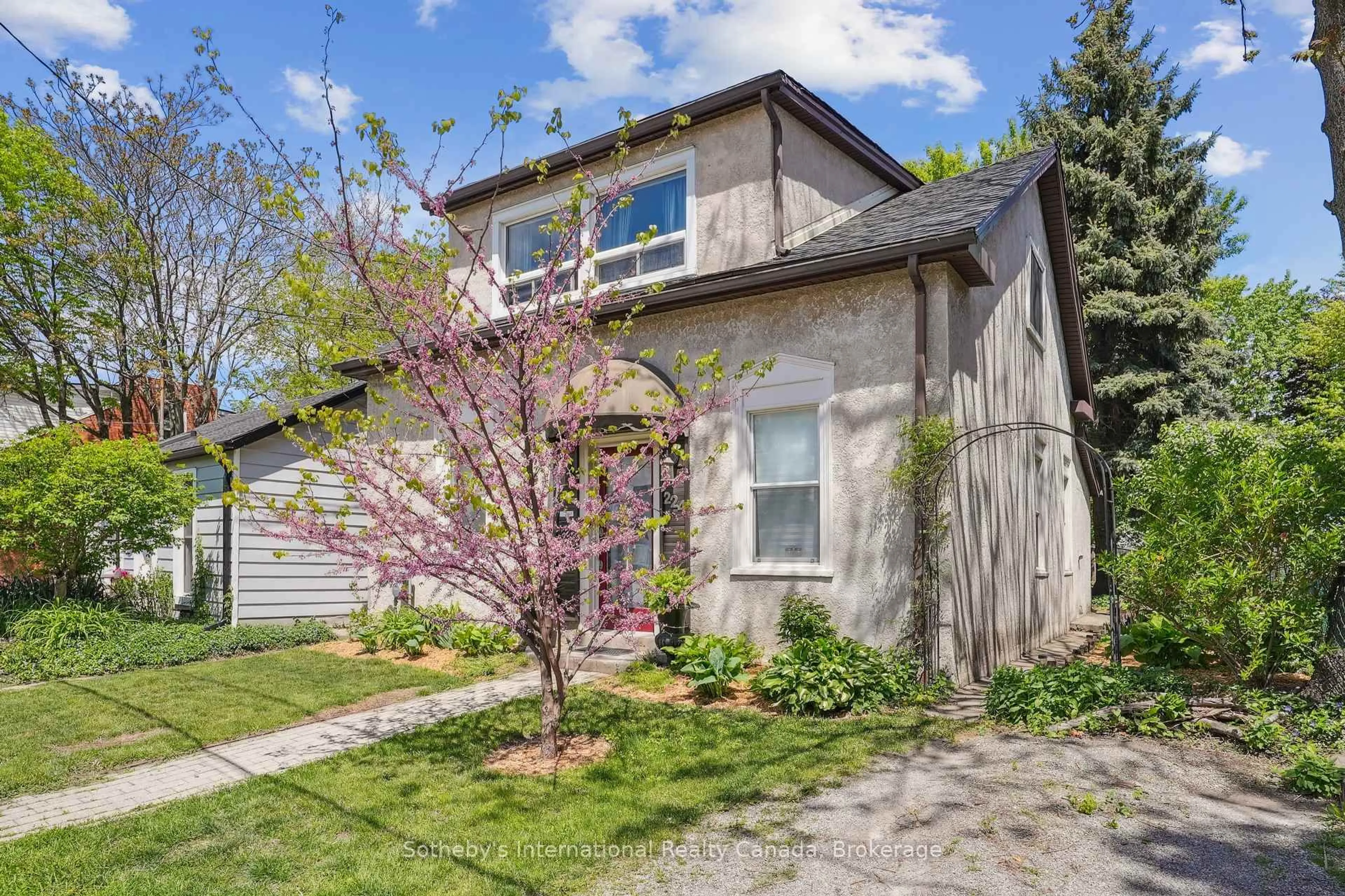 Unknown for 224 Napier St, Hamilton Ontario L8R 1S7