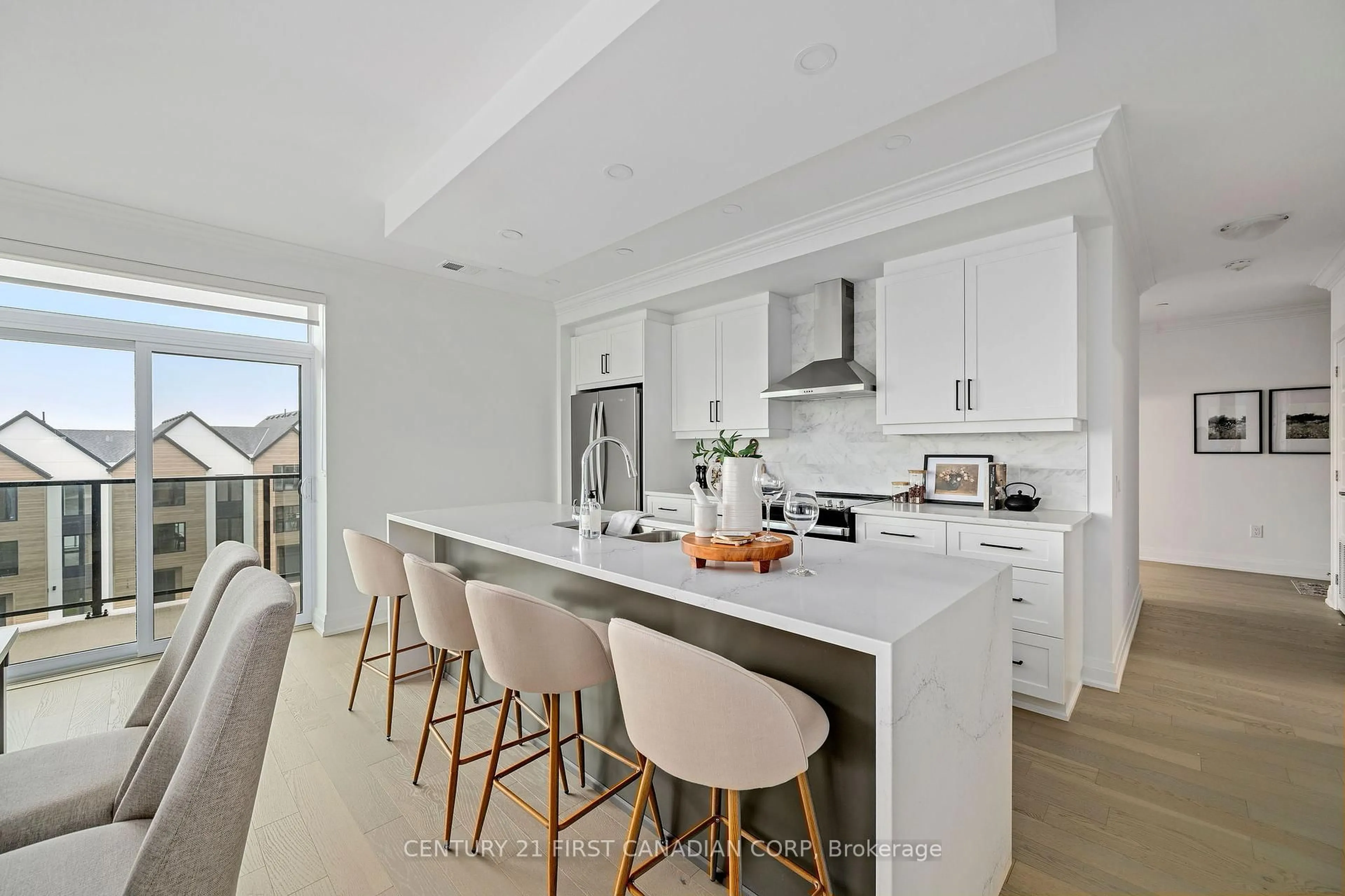 Open concept kitchen, ceramic/tile floor for 1975 FOUNTAIN GRASS Dr #311, London South Ontario N6K 4P9