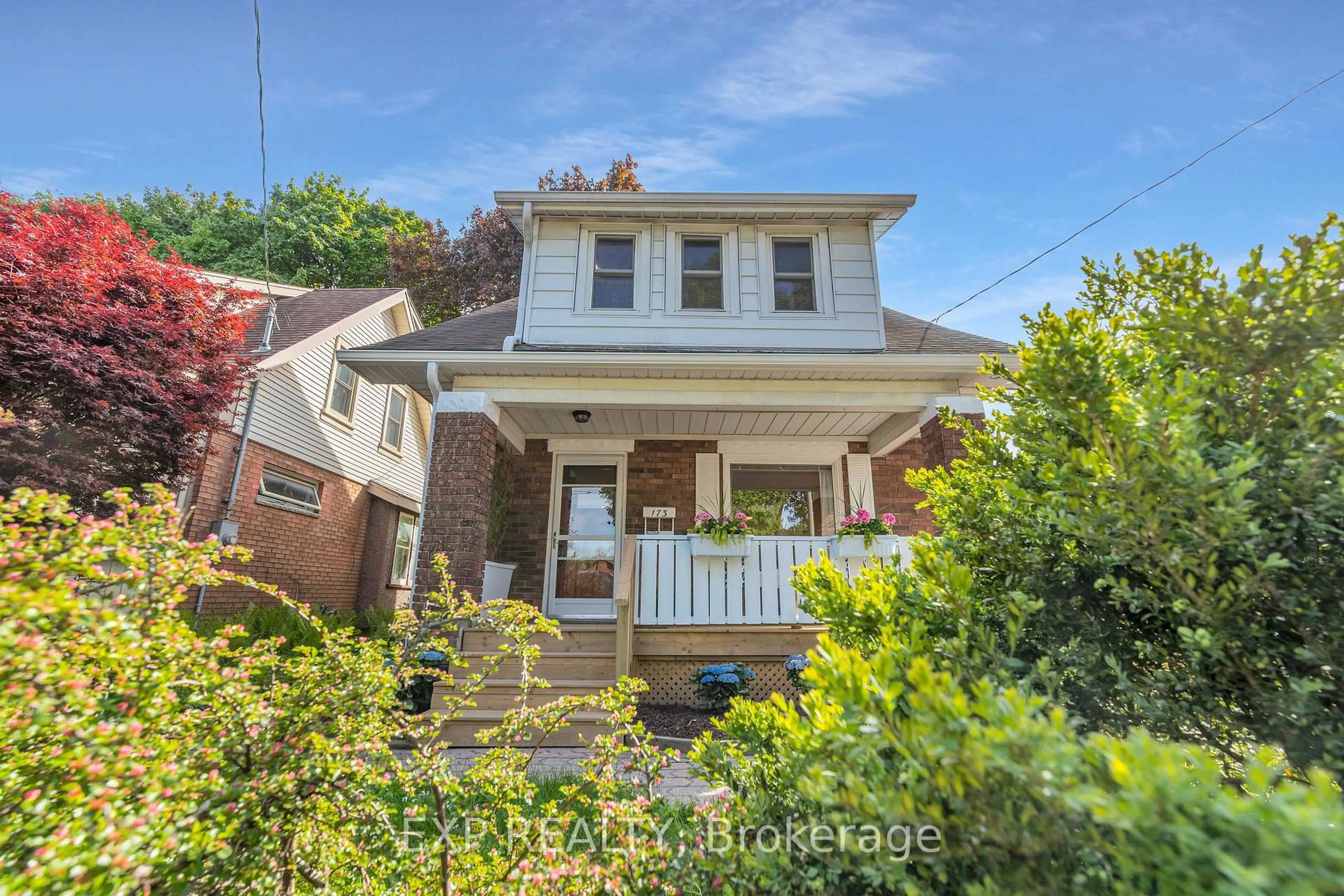 Unknown for 173 Belmont Ave, Waterloo Ontario N2L 5K3
