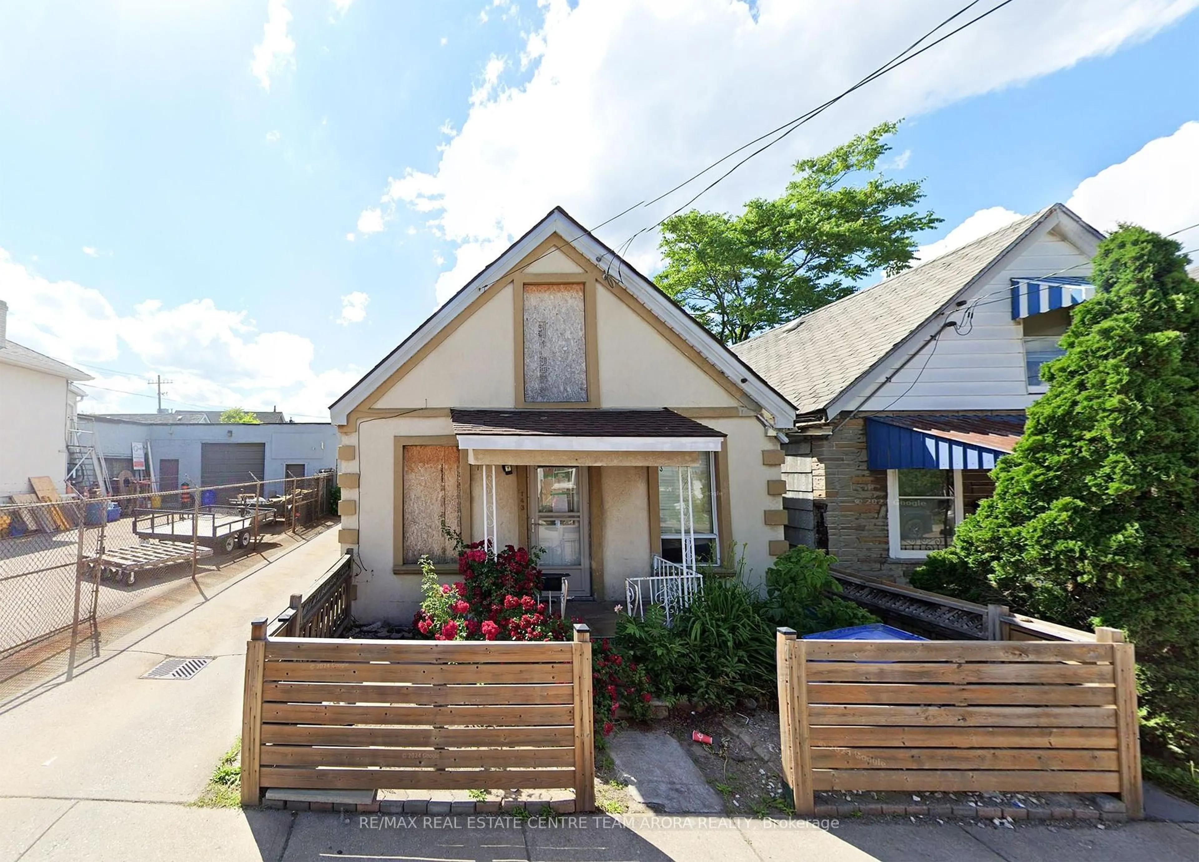 Unknown for 143 Glendale Ave, Hamilton Ontario L8L 7J9