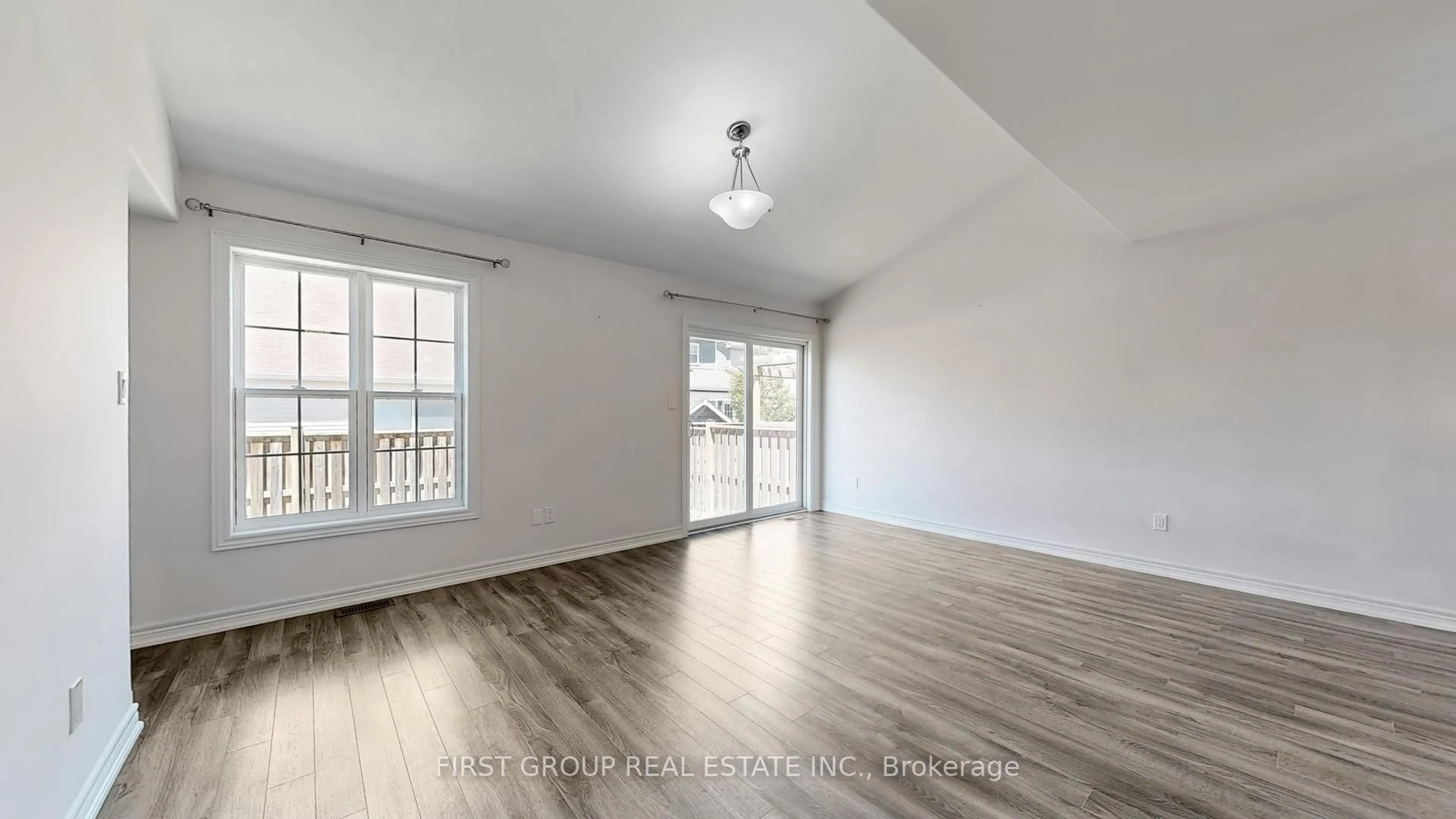 A pic of a room for 562 Grange Way, Peterborough North Ontario K9H 7M9
