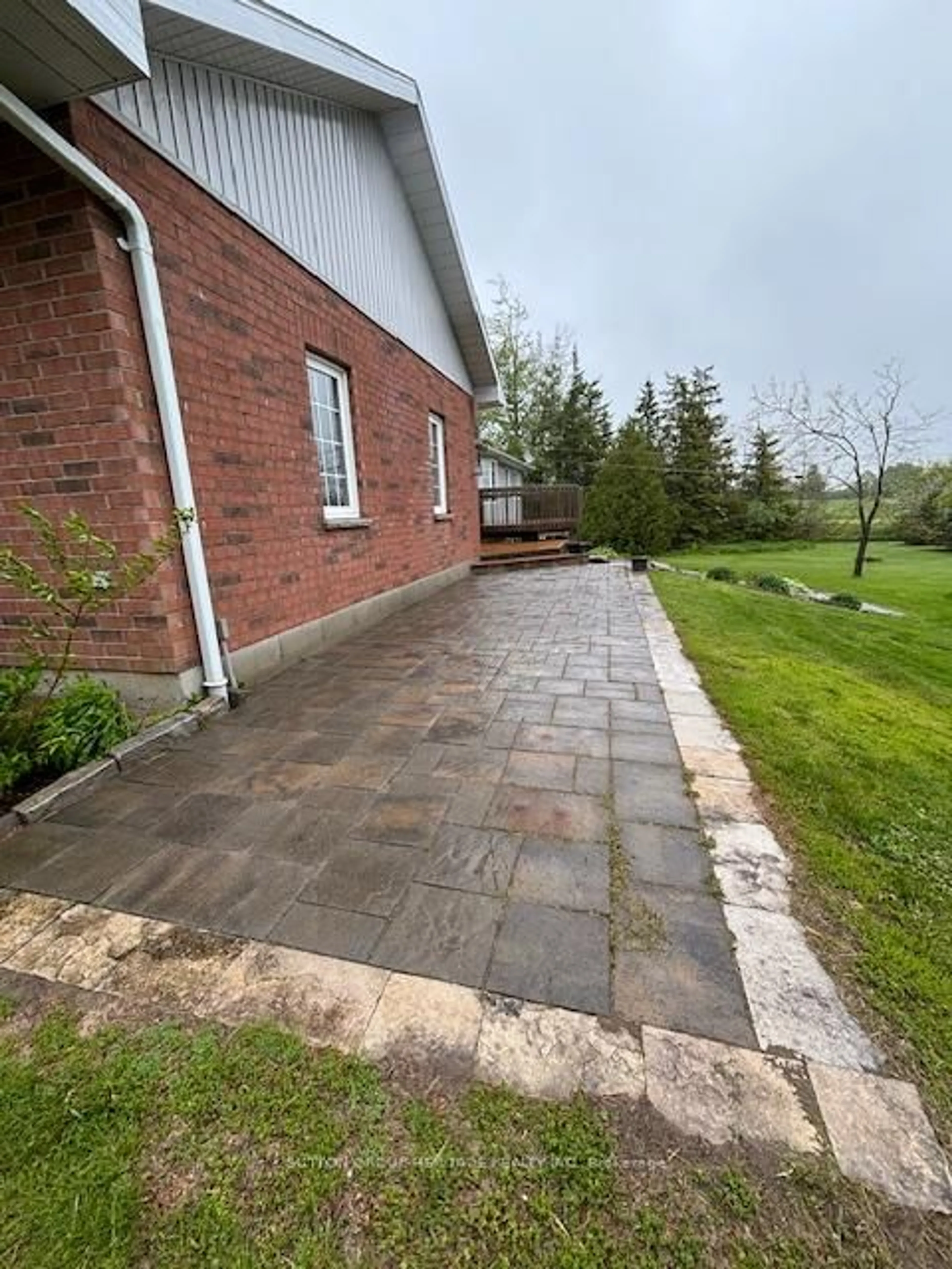 Patio, street for 538 Portage Rd, Kawartha Lakes Ontario K0M 2B0