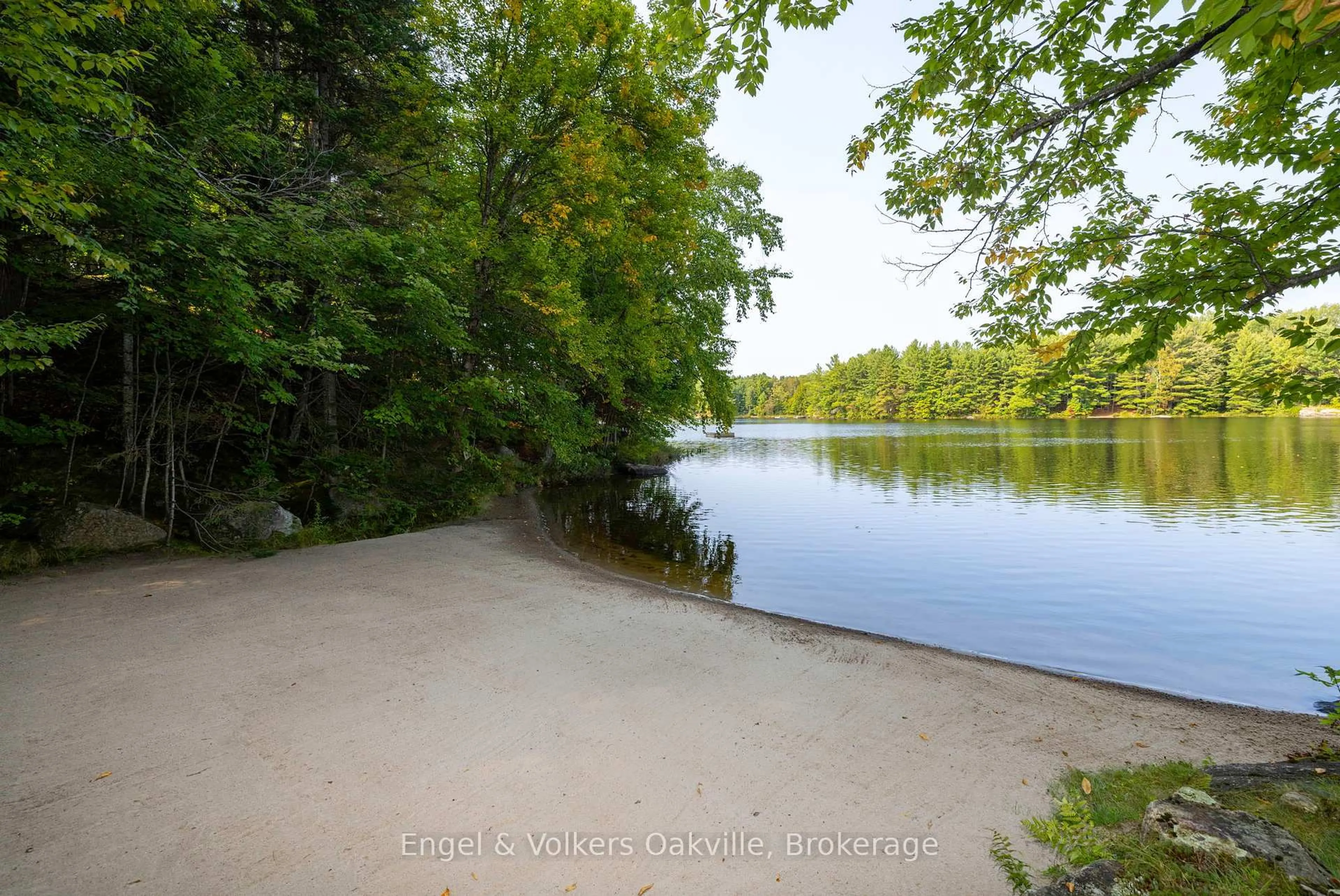 Patio, water/lake/river/ocean view for 87 Dayeo Dr, Georgian Bay Ontario P0C 1H0