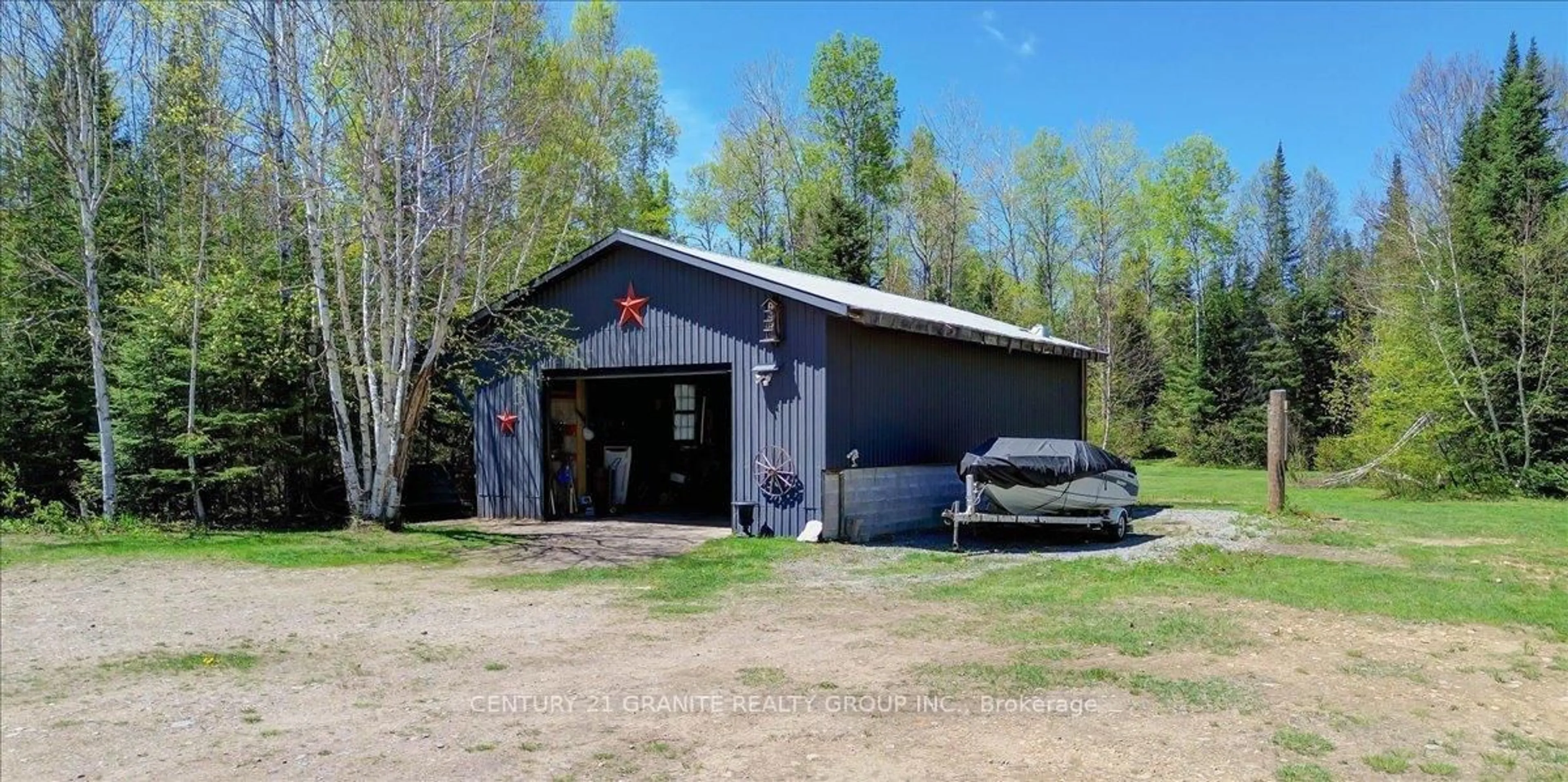 Indoor garage for 1522 Highway 127 N/A, Maynooth Ontario K0L 2K0