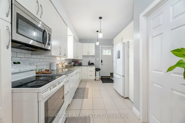 Additional image 17 of 31 Wentworth St