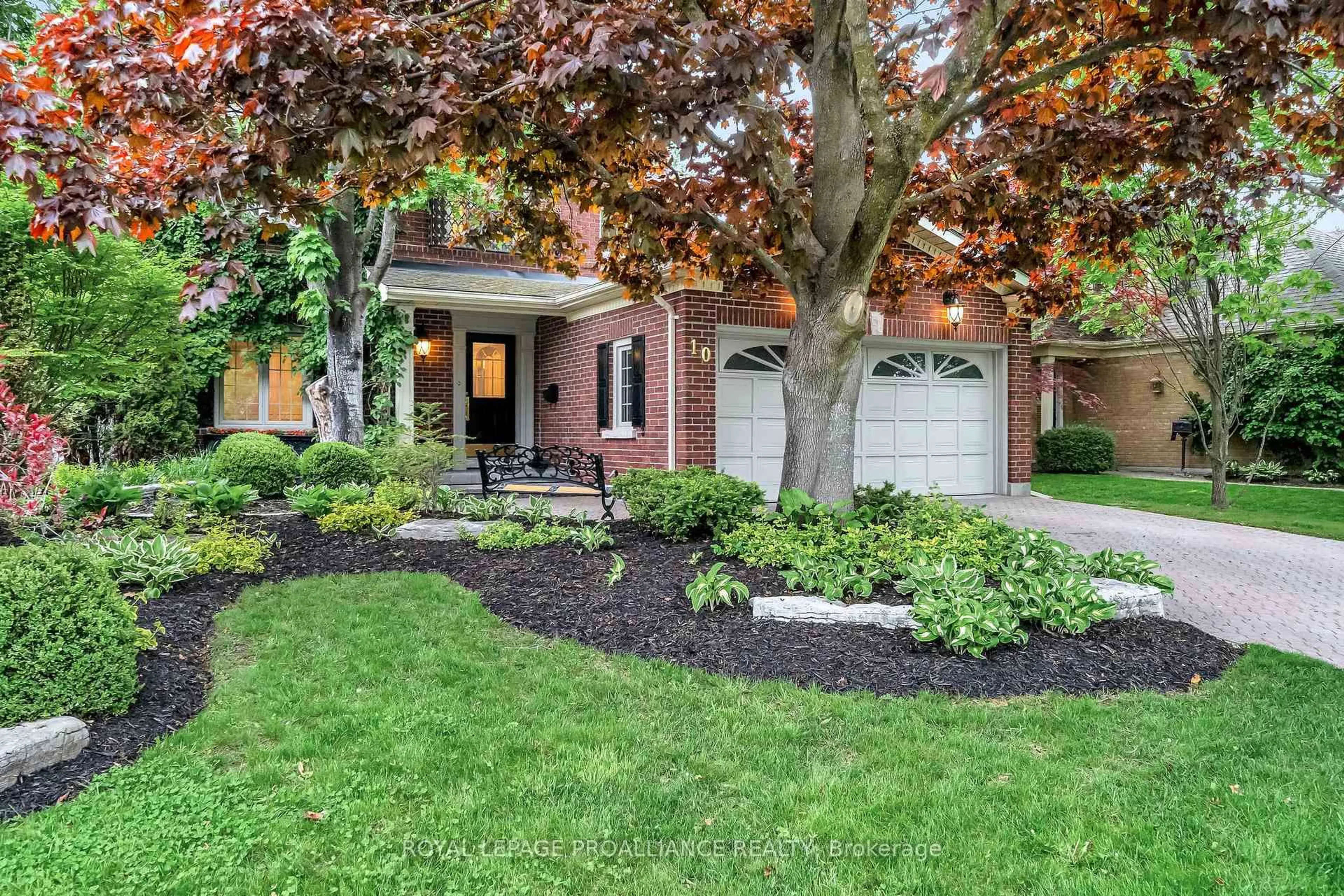 Home with brick exterior material, street for 10 Georgian Crt, Belleville Ontario K8N 5R3