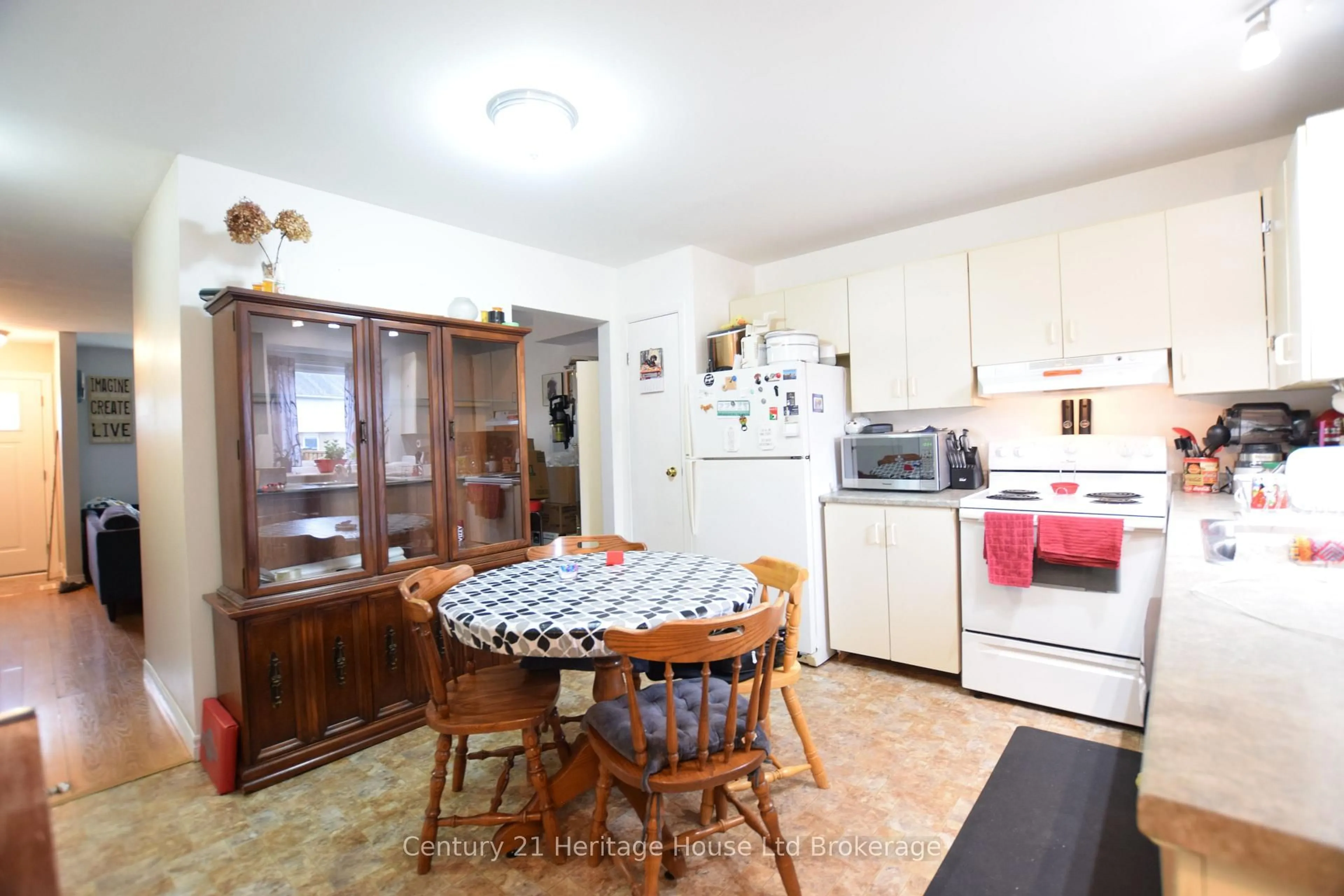 Unknown for 1193 Nellis St #6, Woodstock Ontario N4T 1N5