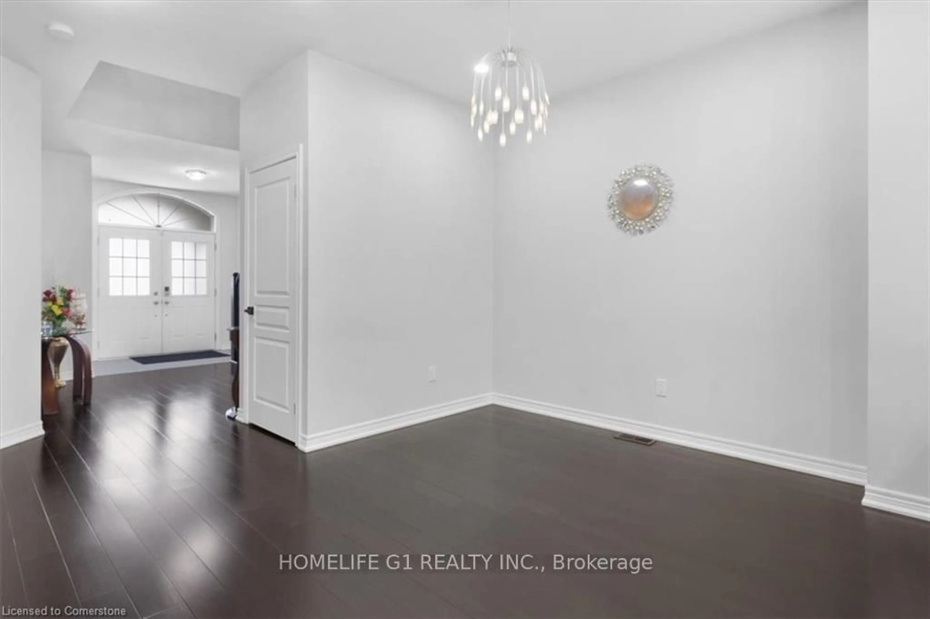 Indoor entryway for 16 Weathering Hts, Hamilton Ontario L8J 0E7