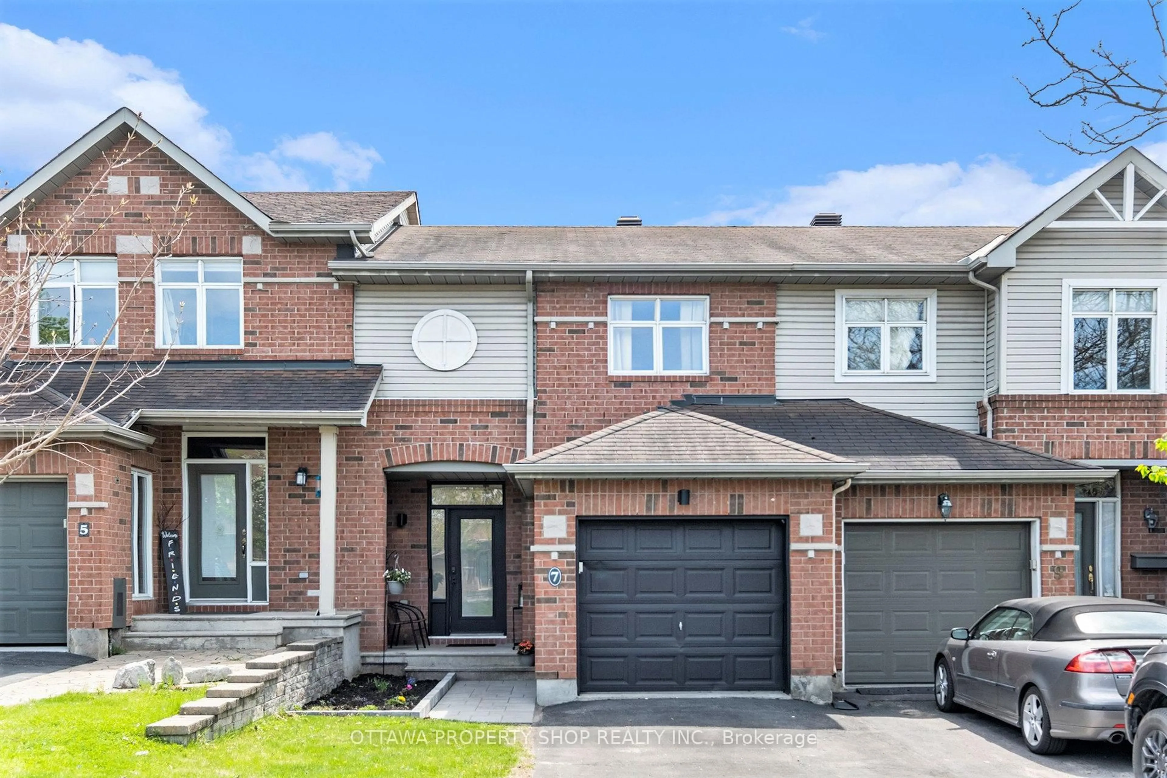 Home with brick exterior material, street for 7 Kimberwick Cres, Ottawa Ontario K1V 1K6