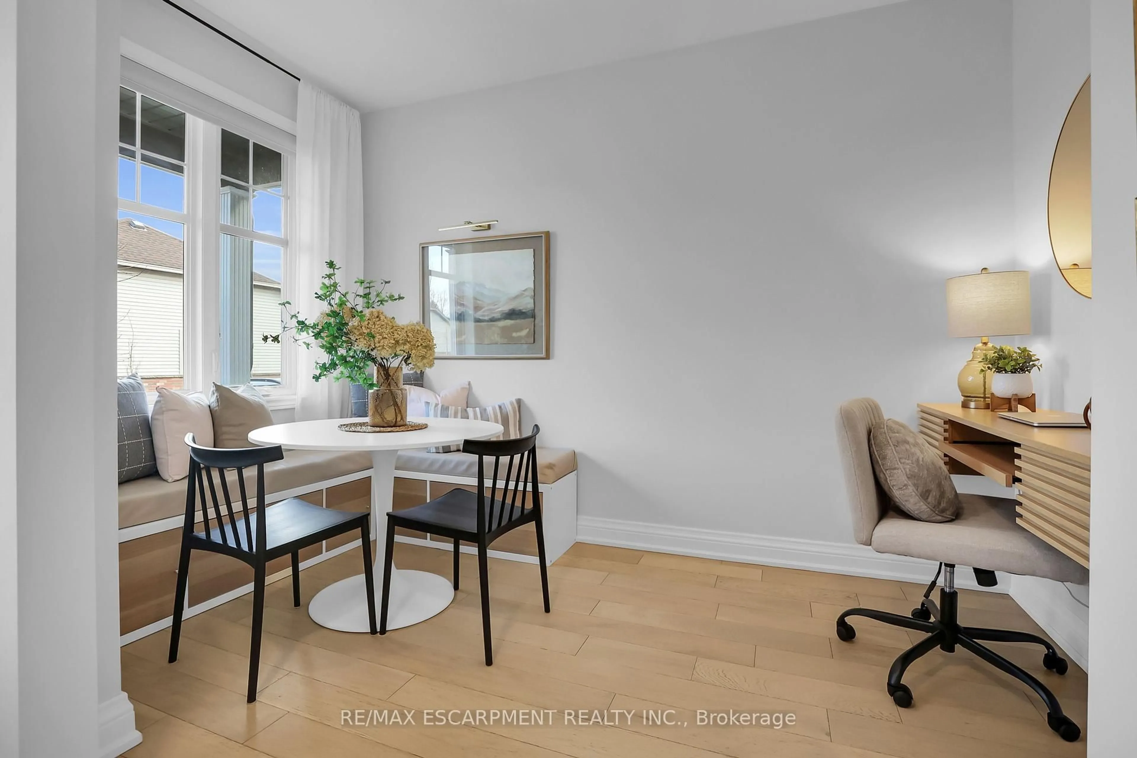 Dining room, unknown for 8 Nelles Rd #9, Grimsby Ontario L3M 0G8