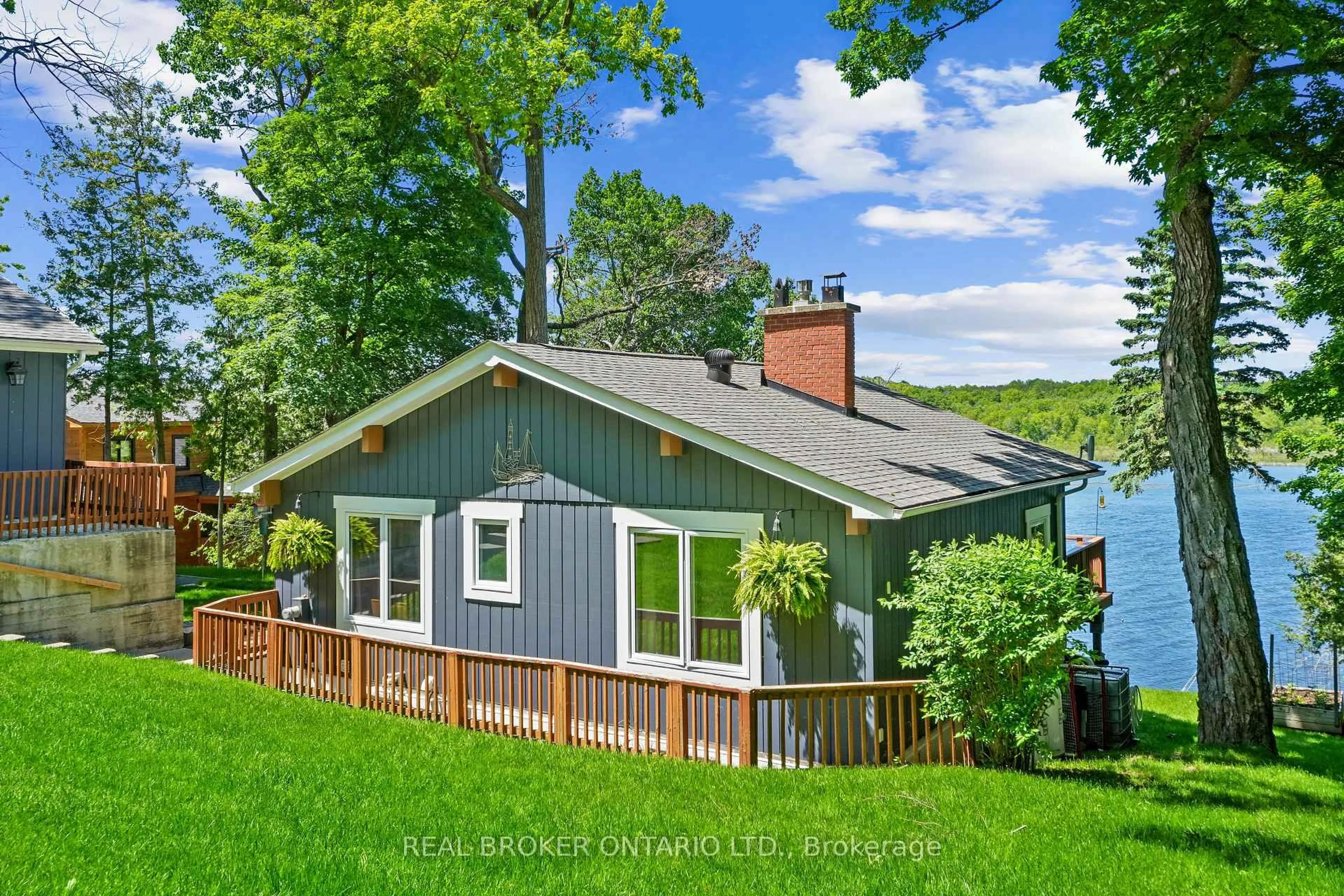 Home with vinyl exterior material, water/lake/river/ocean view for 102 Fleming Bay Rd, Trent Hills Ontario K0L 1Y0