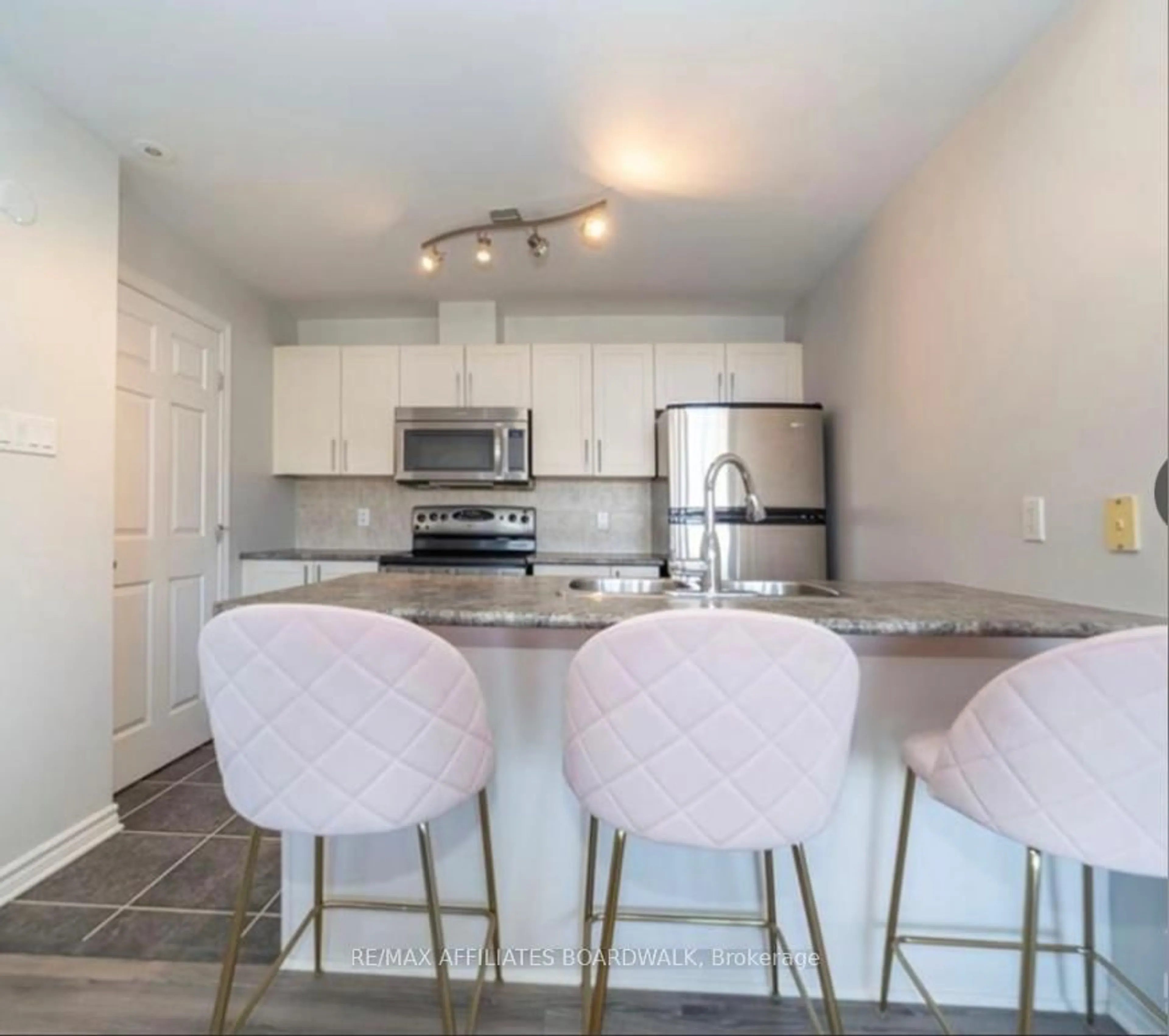 Open concept kitchen, unknown for 241 Crestway Crescent Dr #I, Ottawa Ontario K2G 0A9