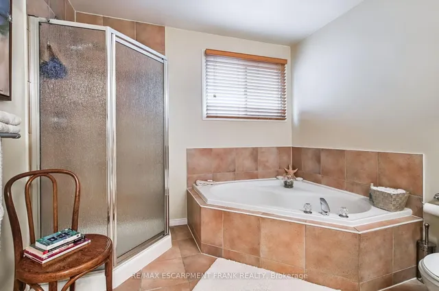 Additional property image - 123 Braithwaite Ave