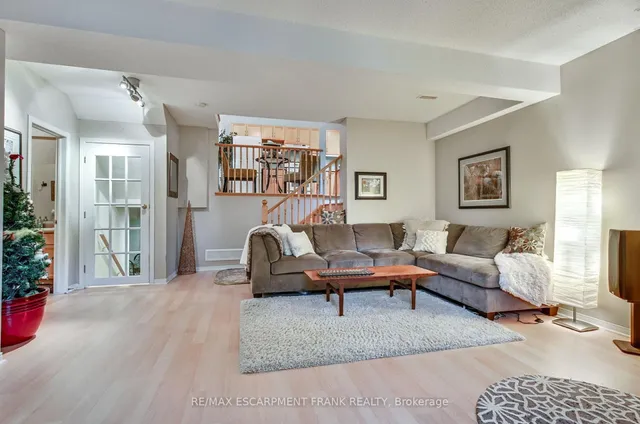 Additional property image - 123 Braithwaite Ave