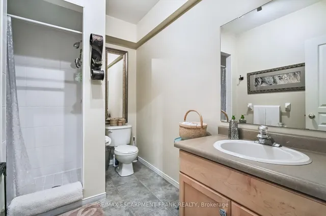 Additional property image - 123 Braithwaite Ave