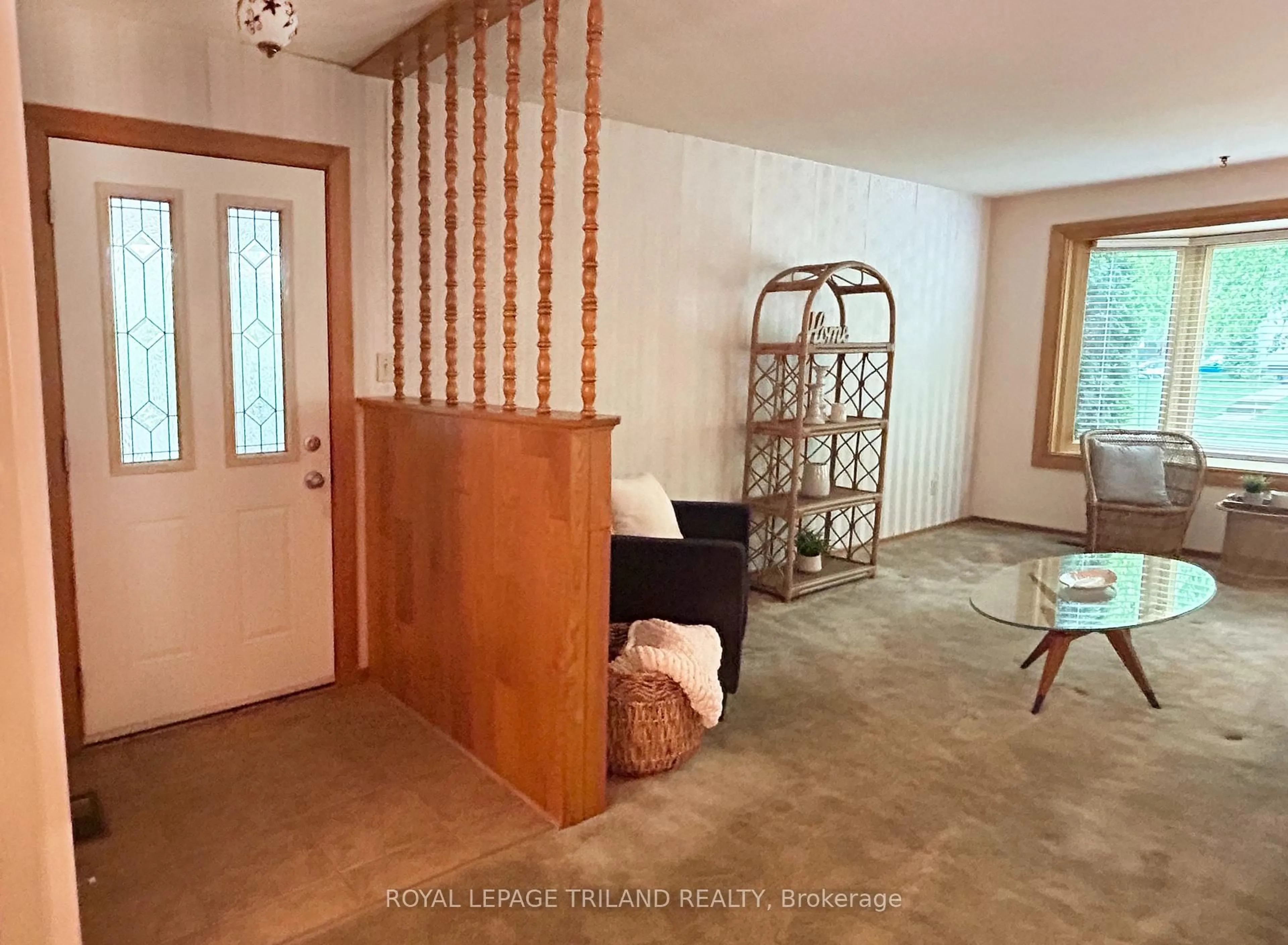 Unknown for 75 Monmore Rd, London North Ontario N6G 2W7